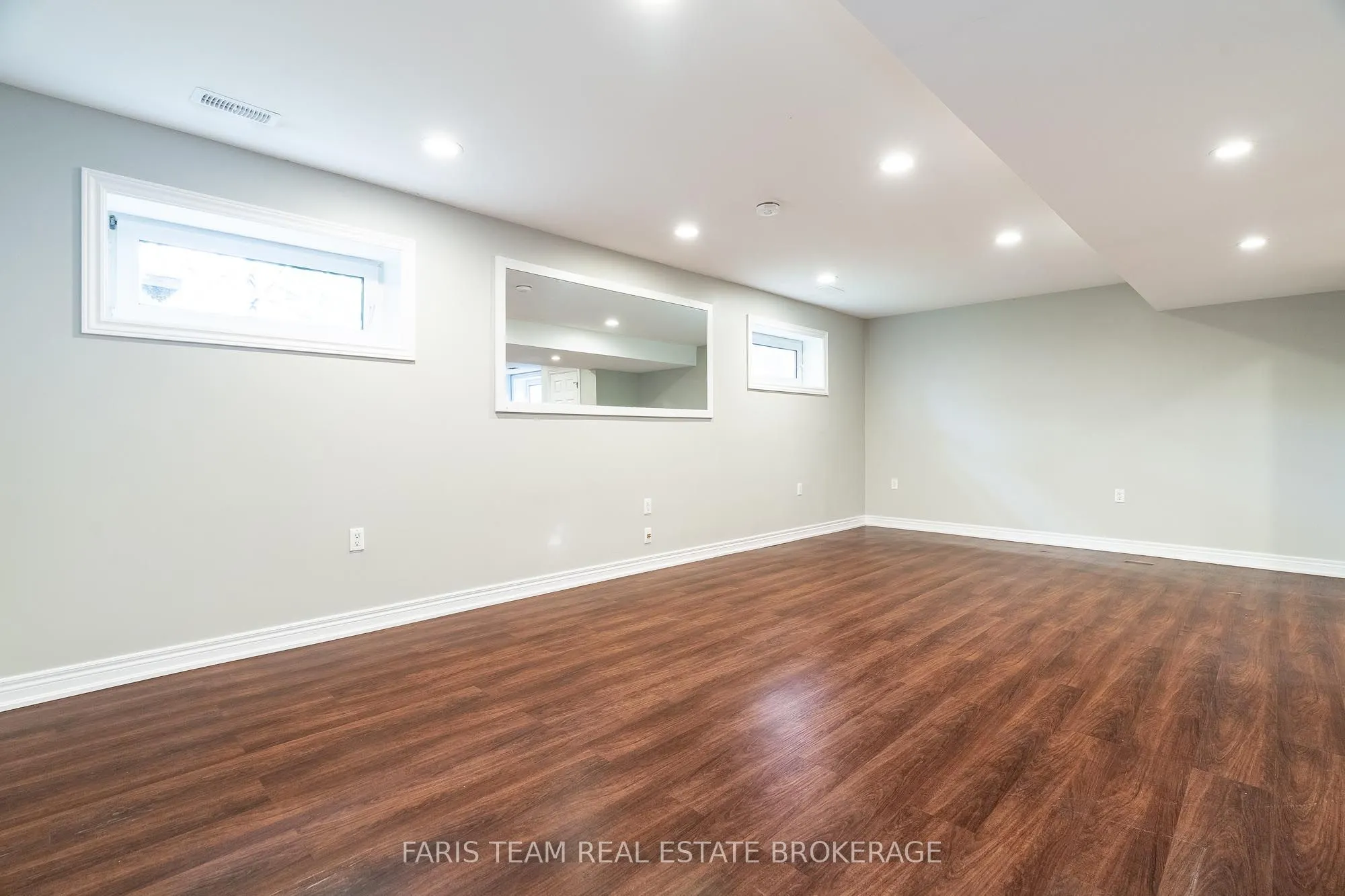 104 Knox Road E