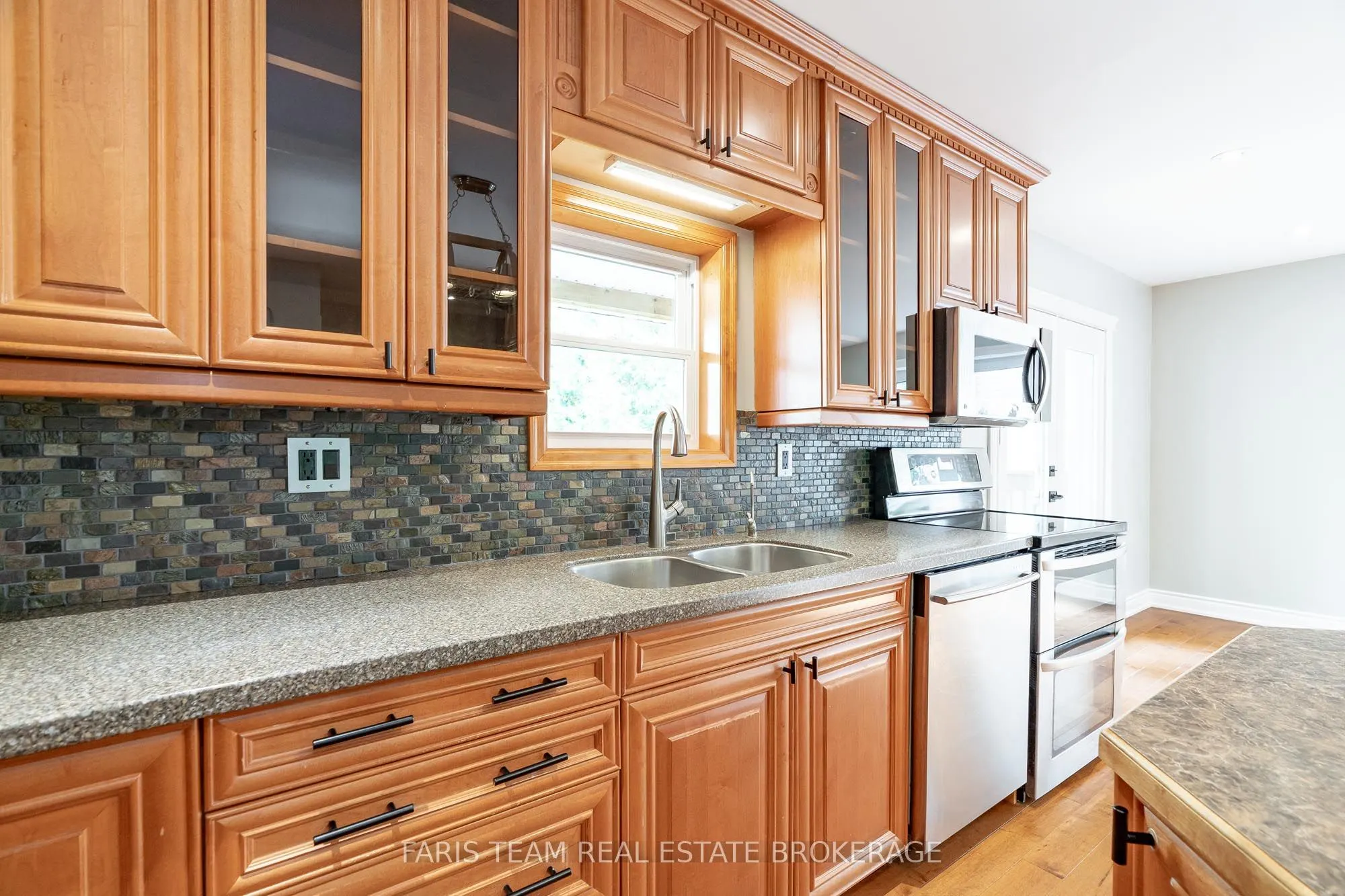 104 Knox Road E
