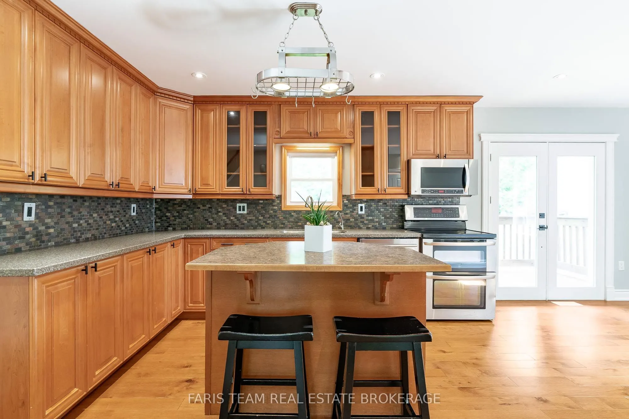 104 Knox Road E