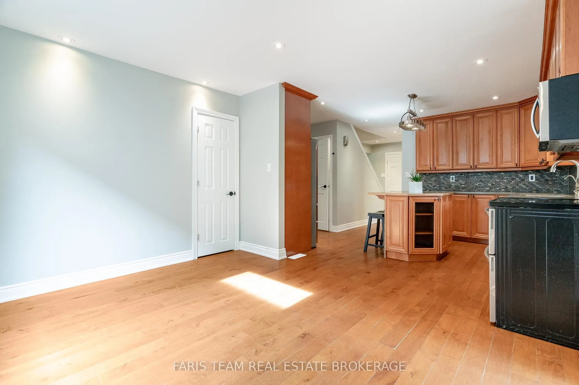 104 Knox Road E