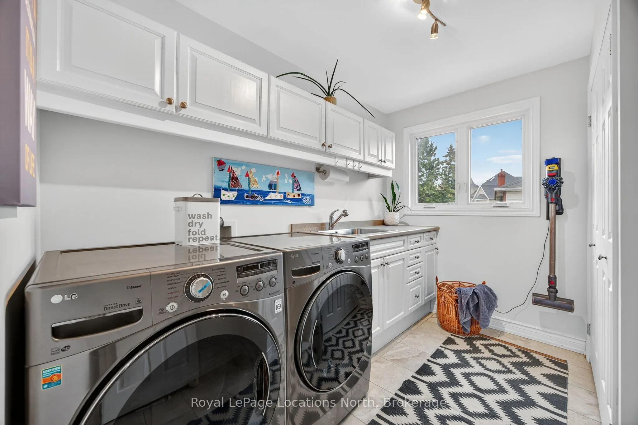 8 Burnside Court