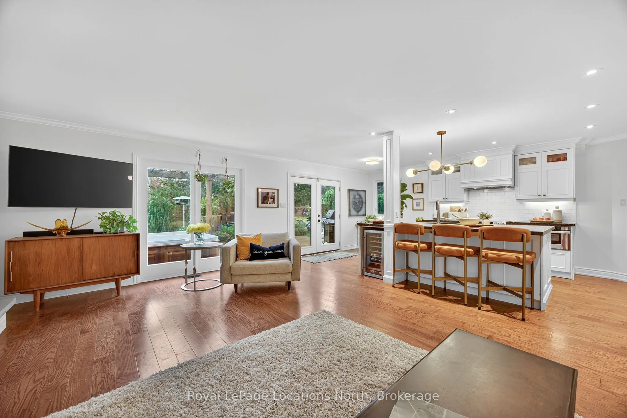 8 Burnside Court