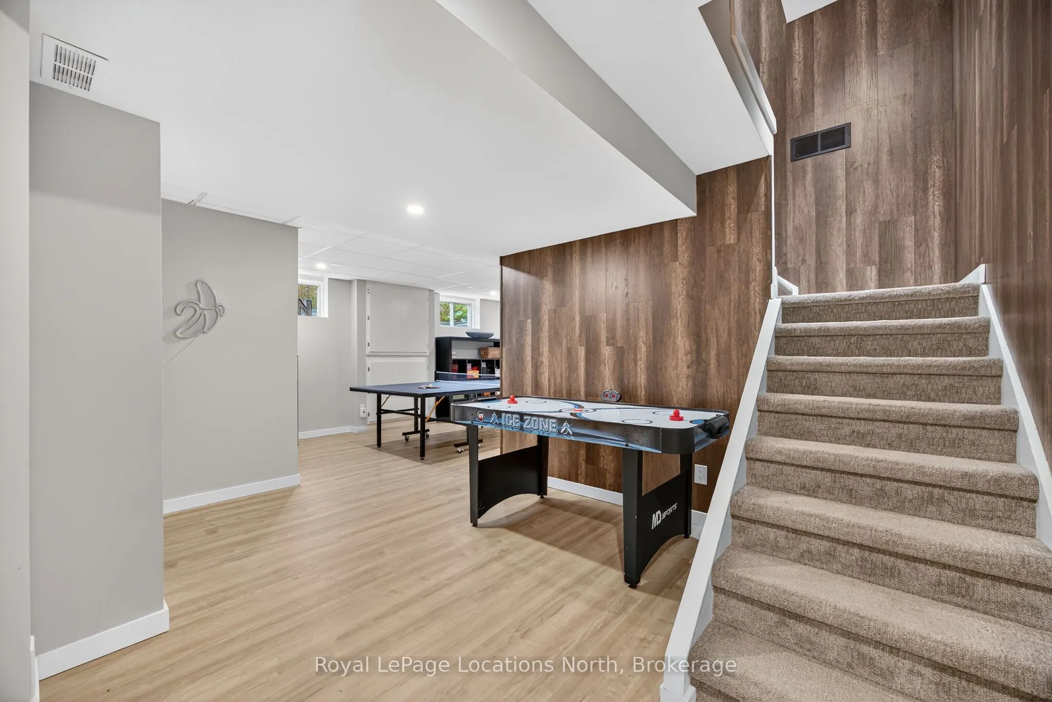 8 Burnside Court