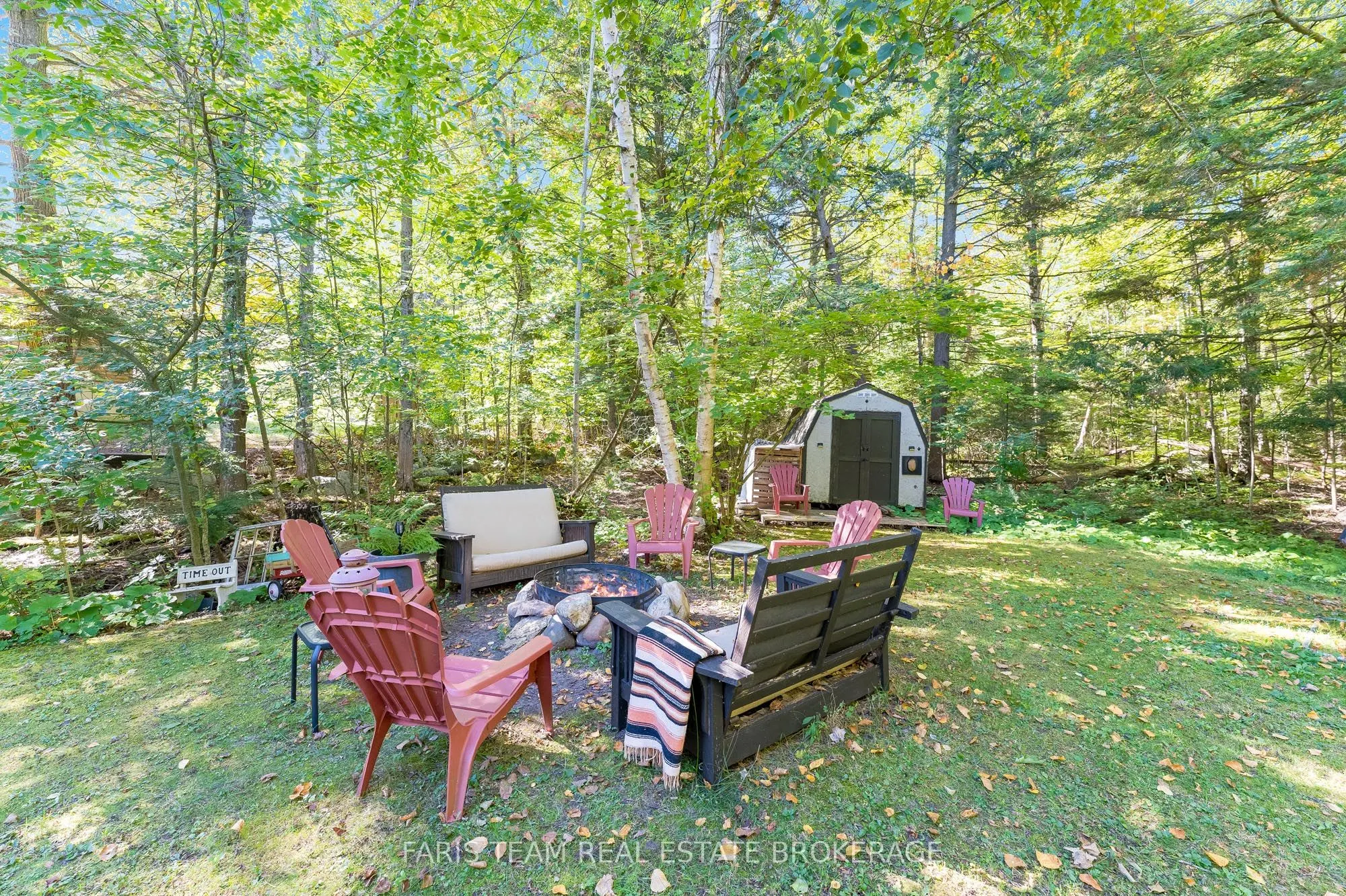 43 Manitou Crescent