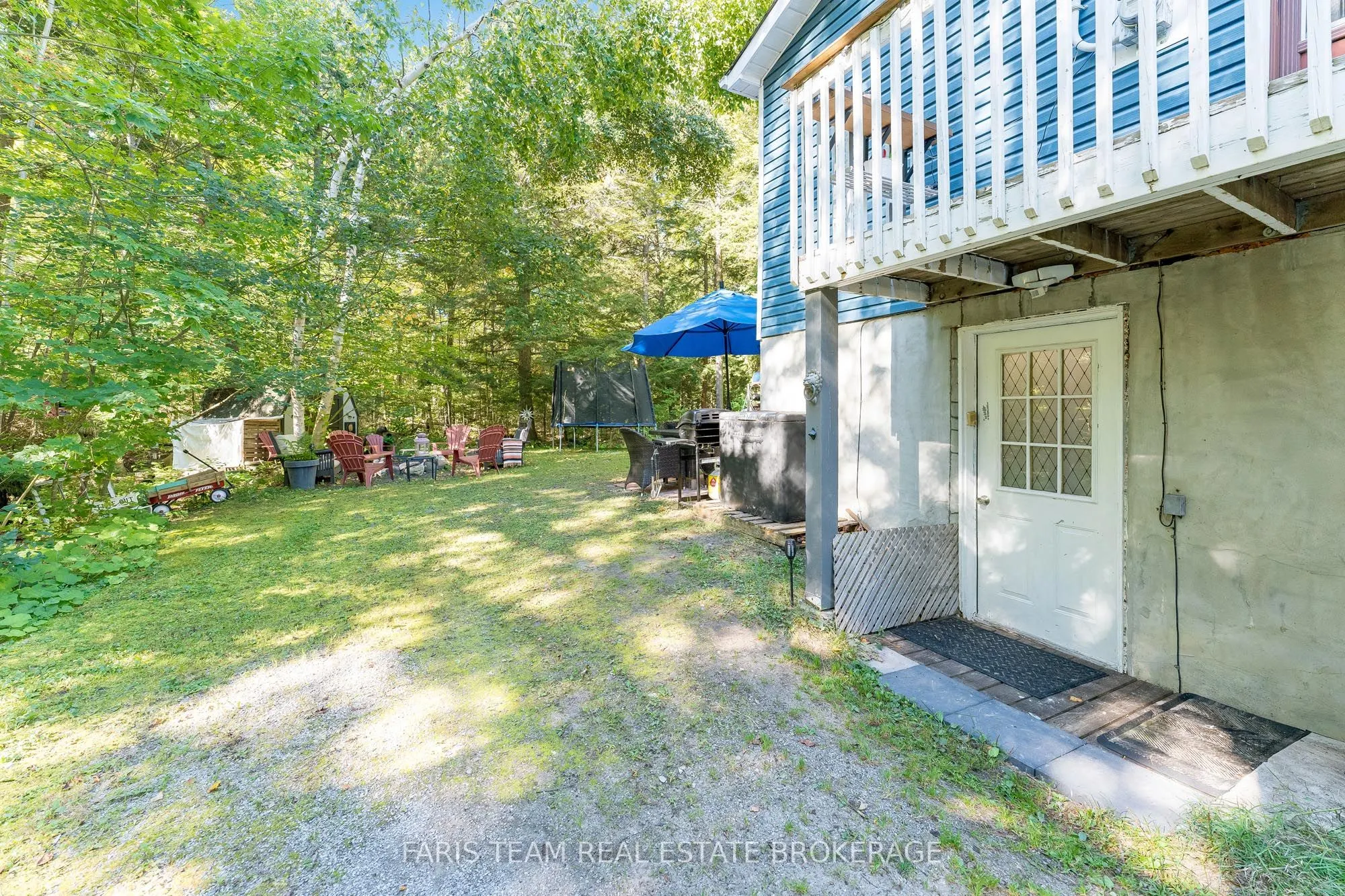 43 Manitou Crescent