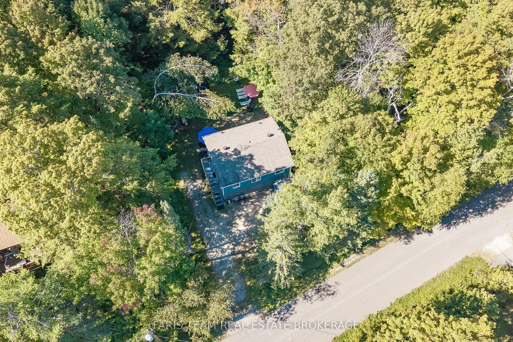 43 Manitou Crescent