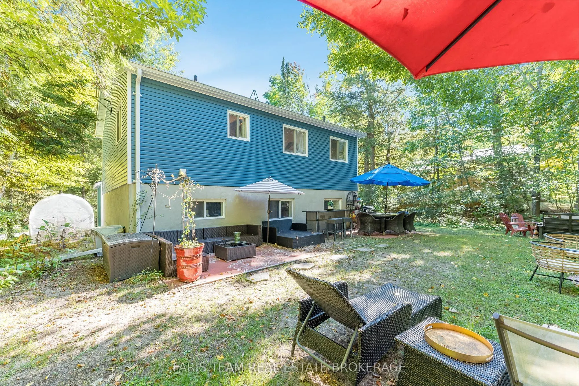 43 Manitou Crescent