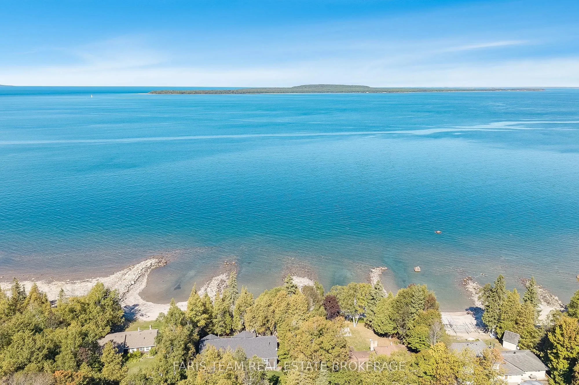 43 Manitou Crescent