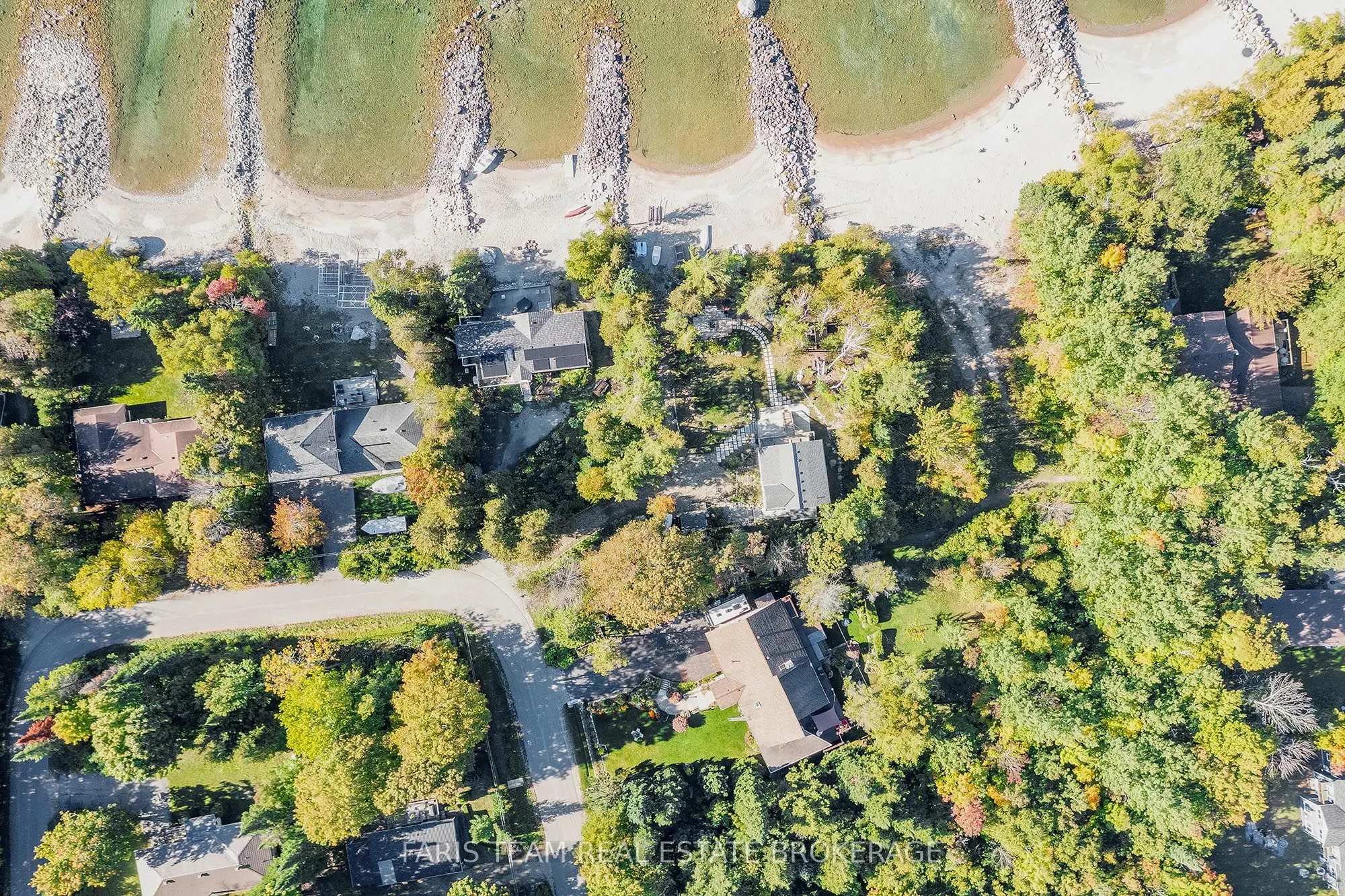 43 Manitou Crescent