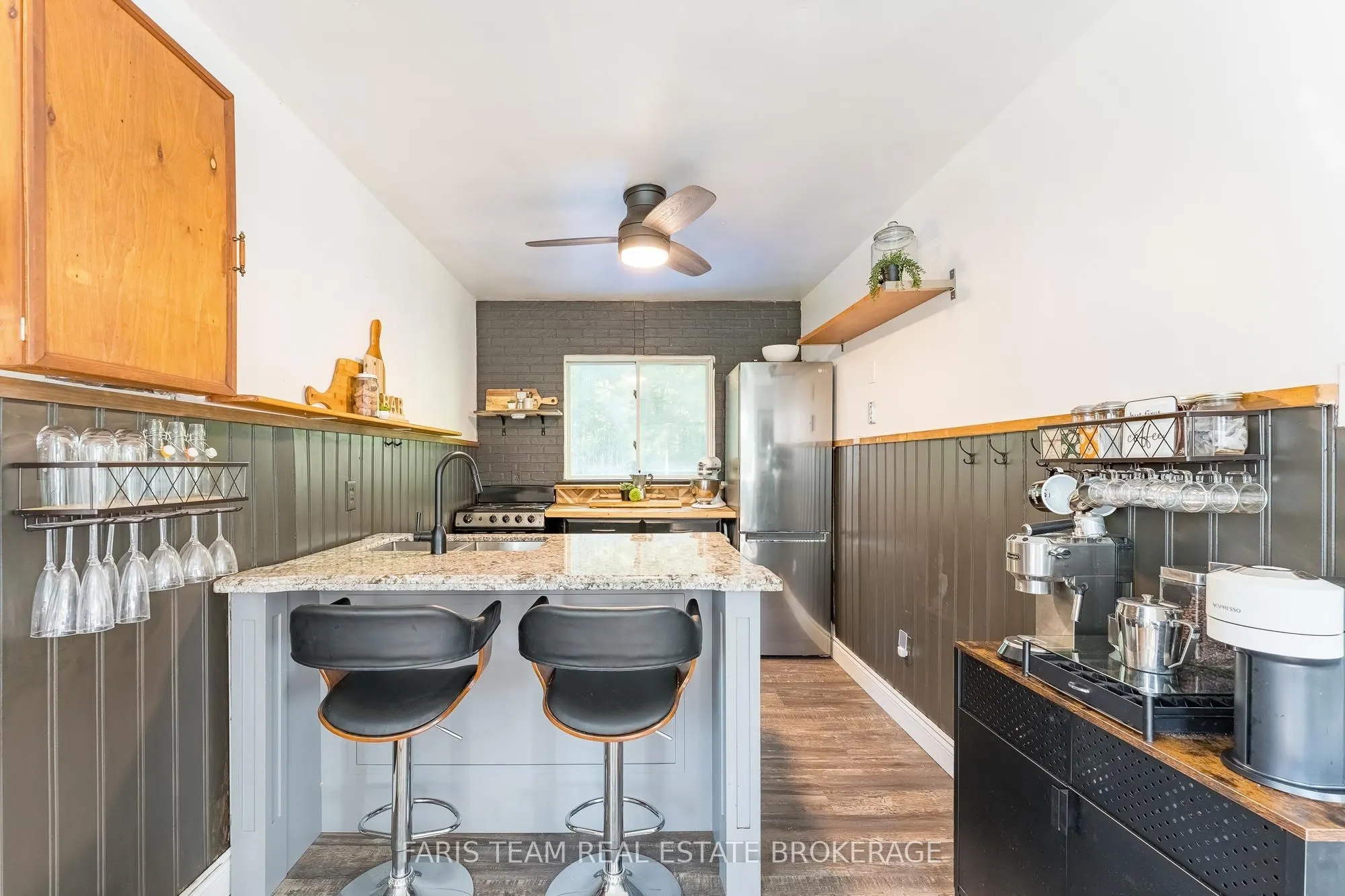 43 Manitou Crescent
