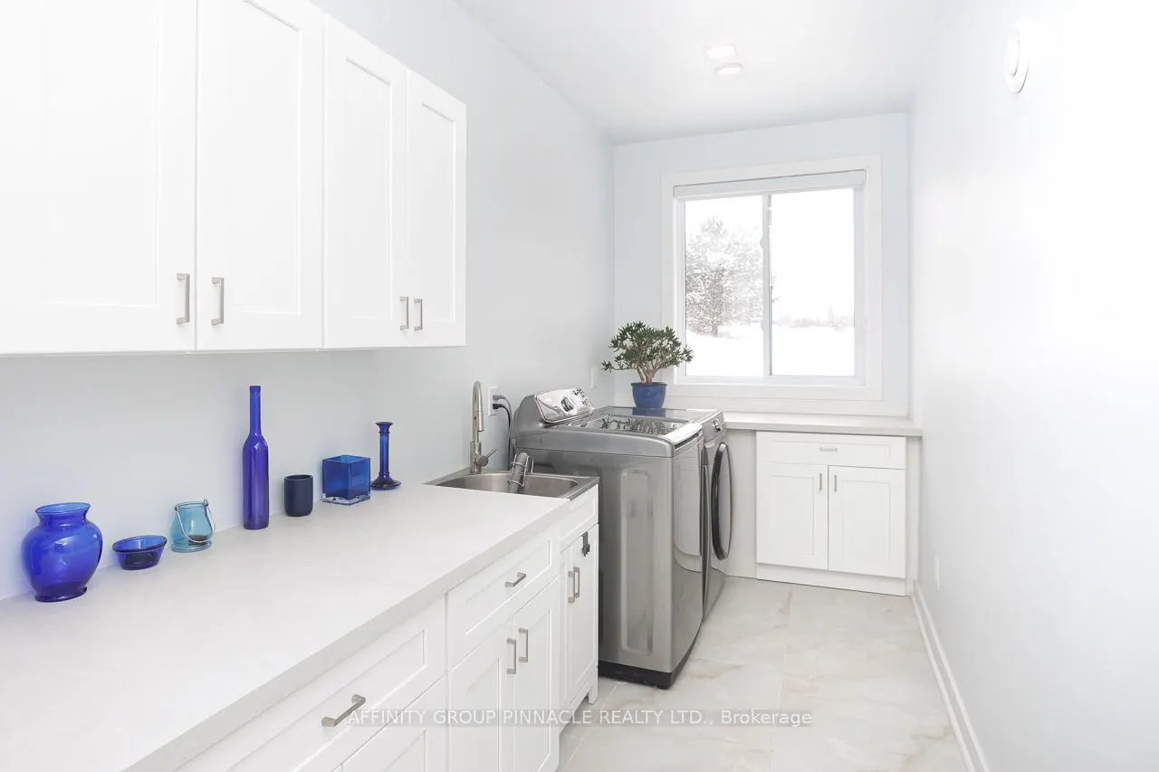 1295 Carlyon Line