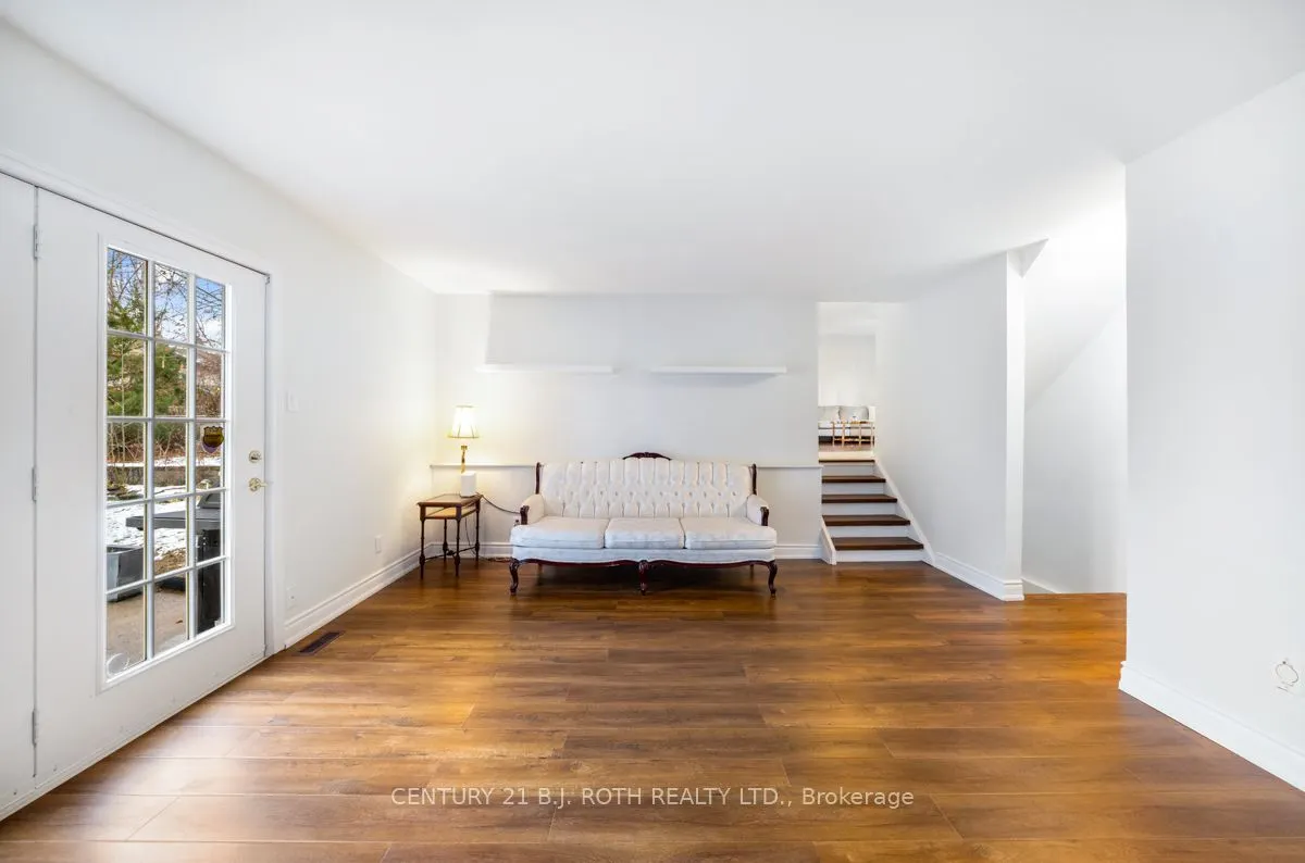 43 Shoreview Drive