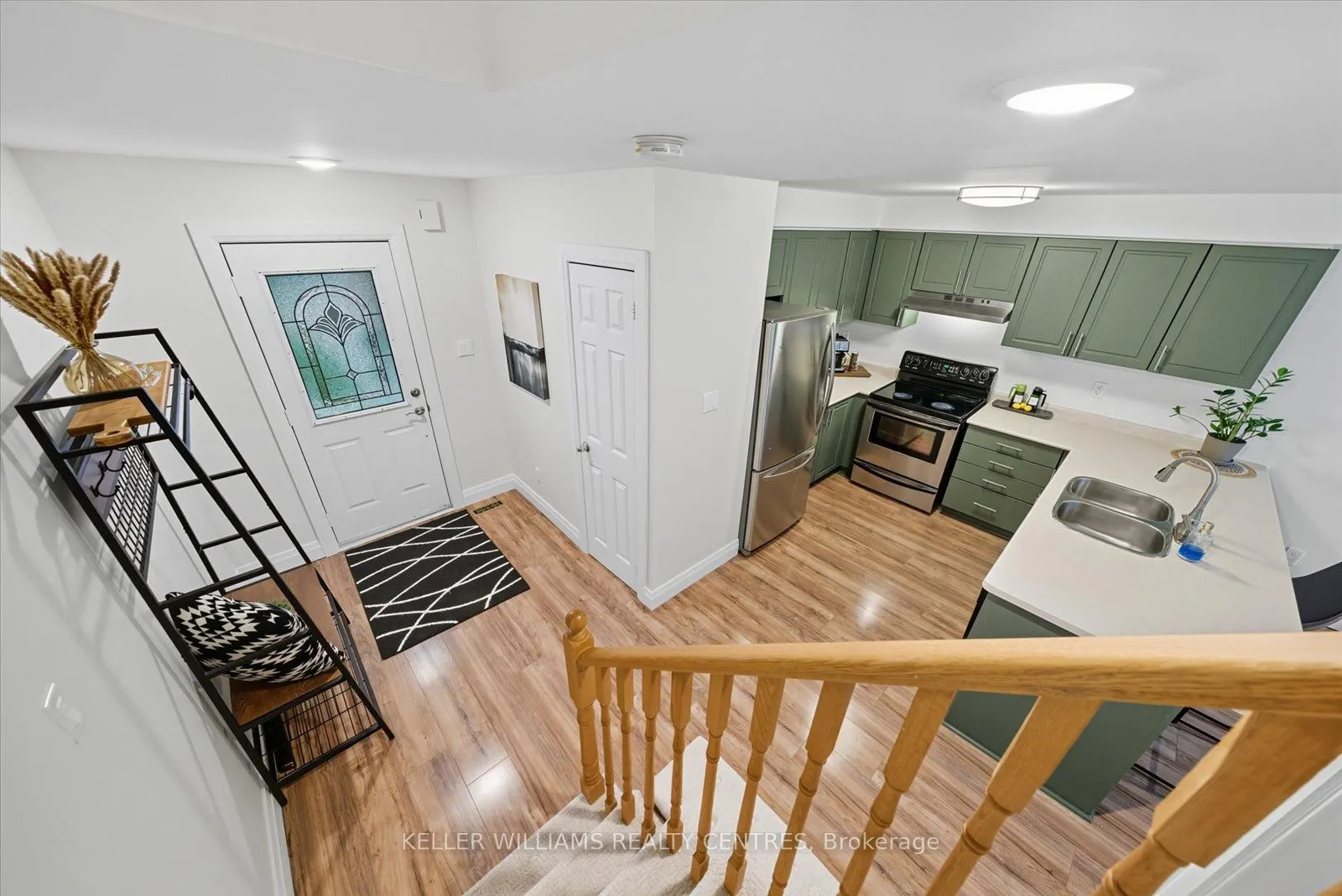 131 Leslie Avenue