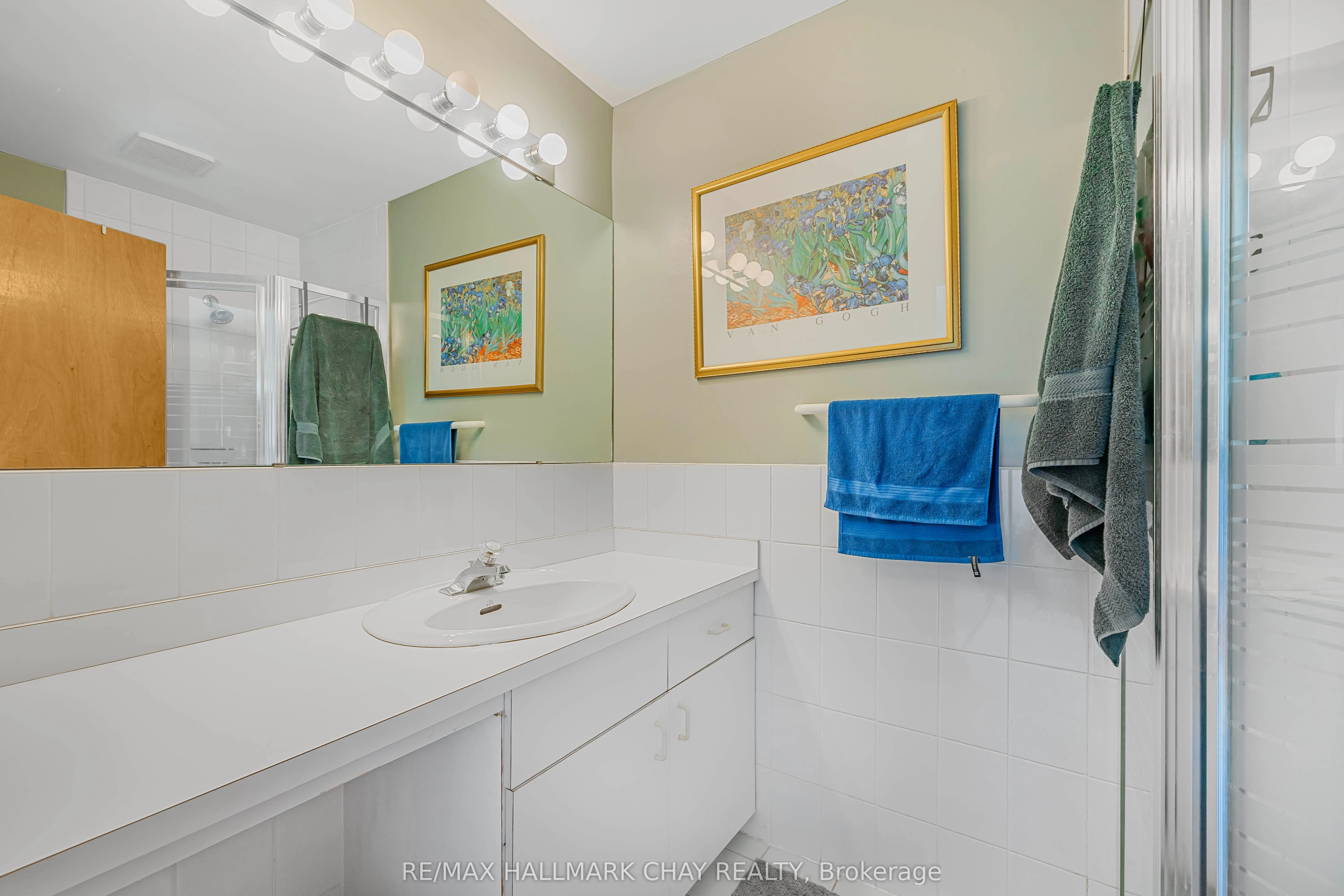 1125 Woodland Drive