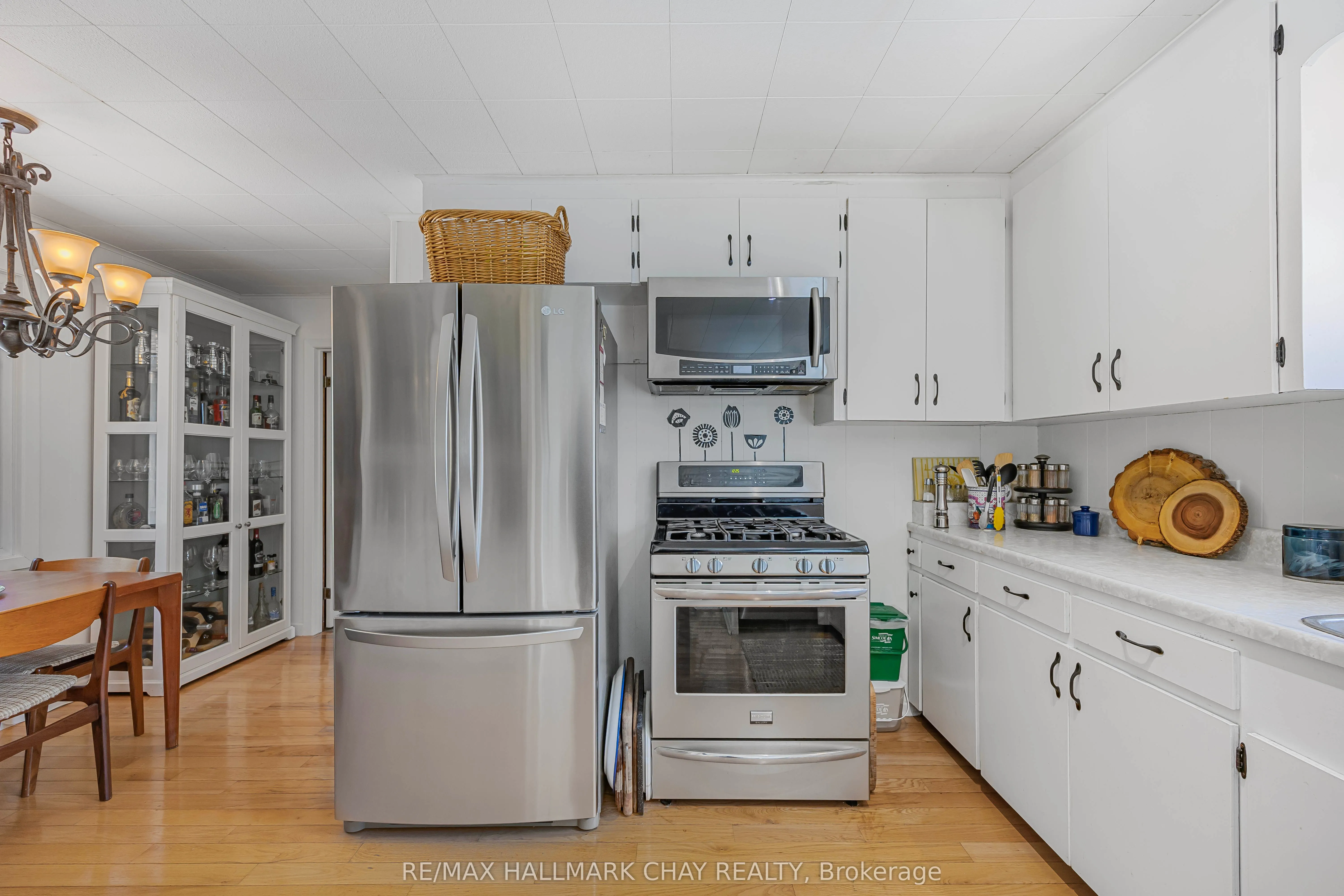 1125 Woodland Drive