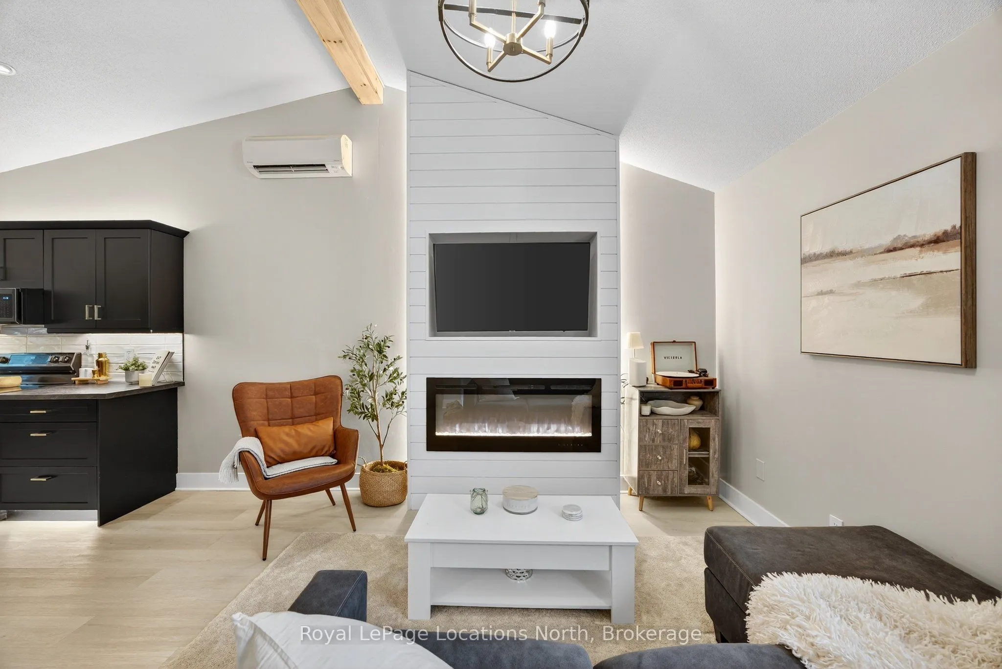 5 Dawson Drive, #305