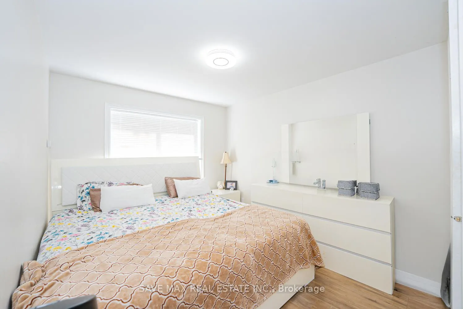 2008 Tiny Beaches Road S