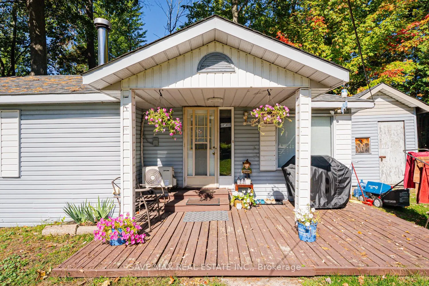 2008 Tiny Beaches Road S