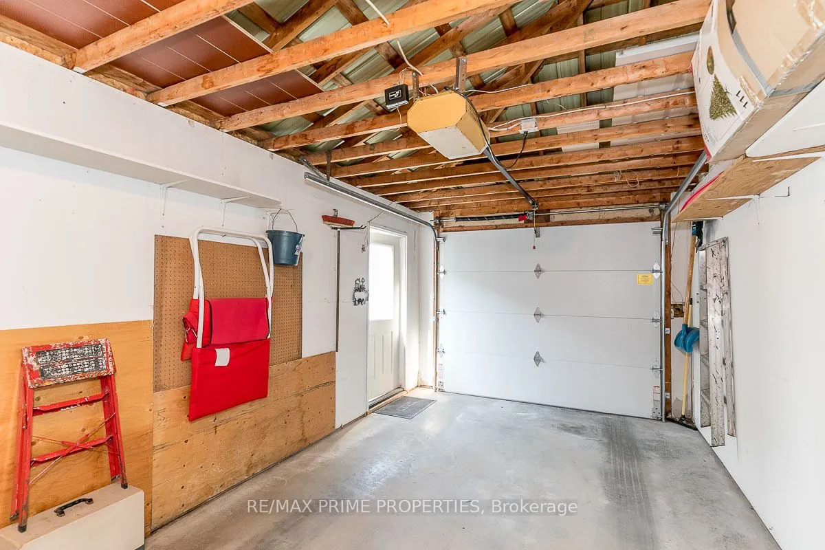 585 Atherley Road, #201