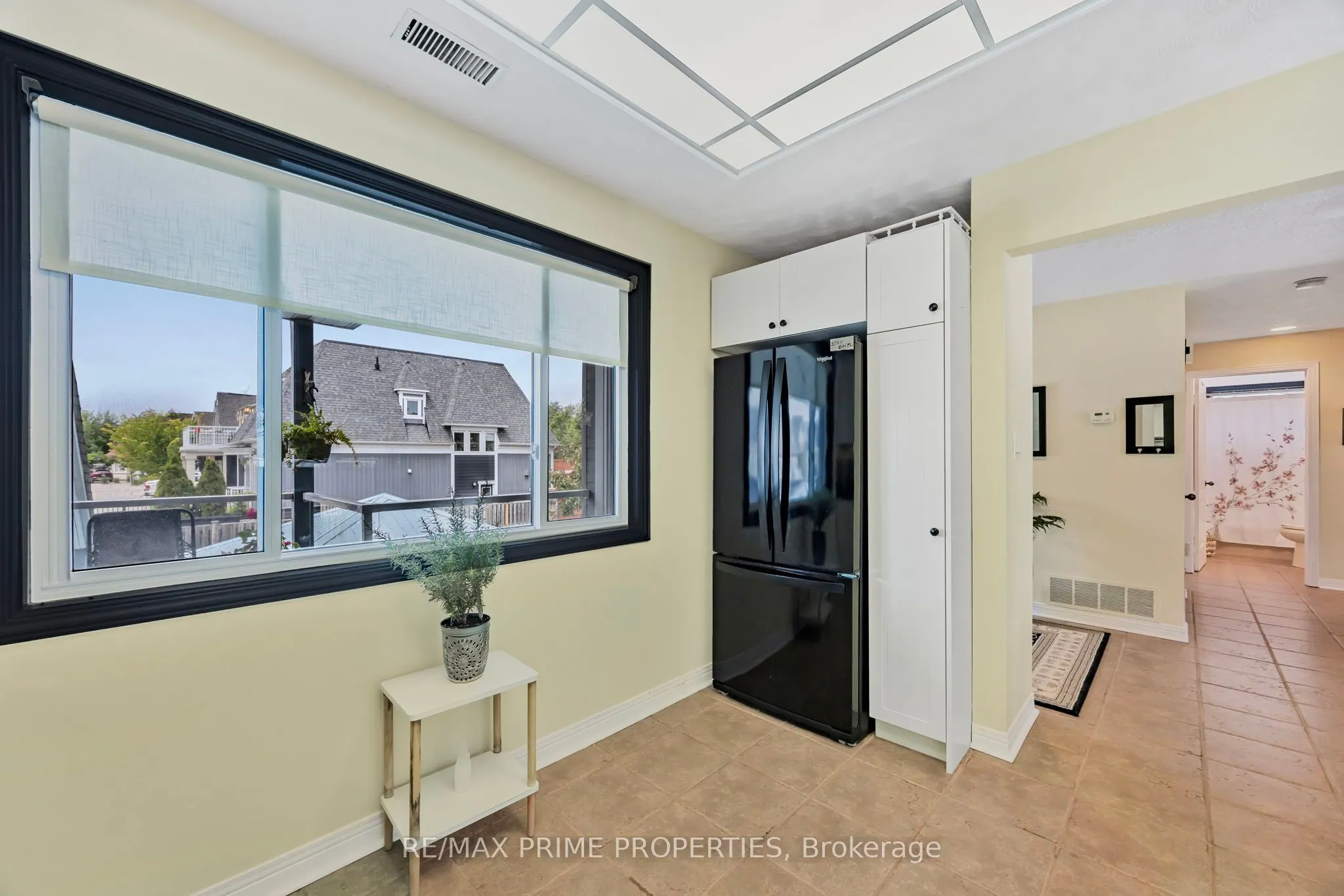 585 Atherley Road, #201