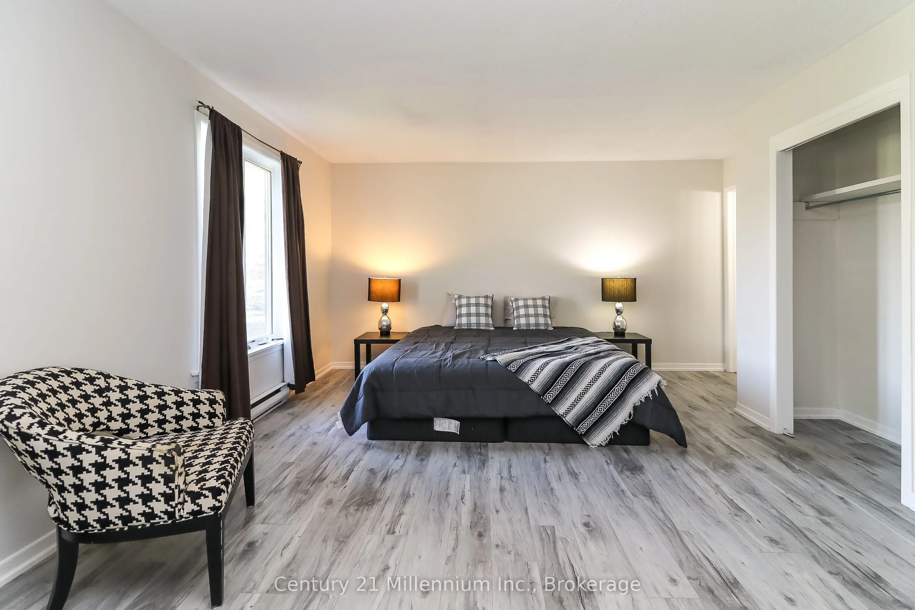 4 Trafalgar Road, #4