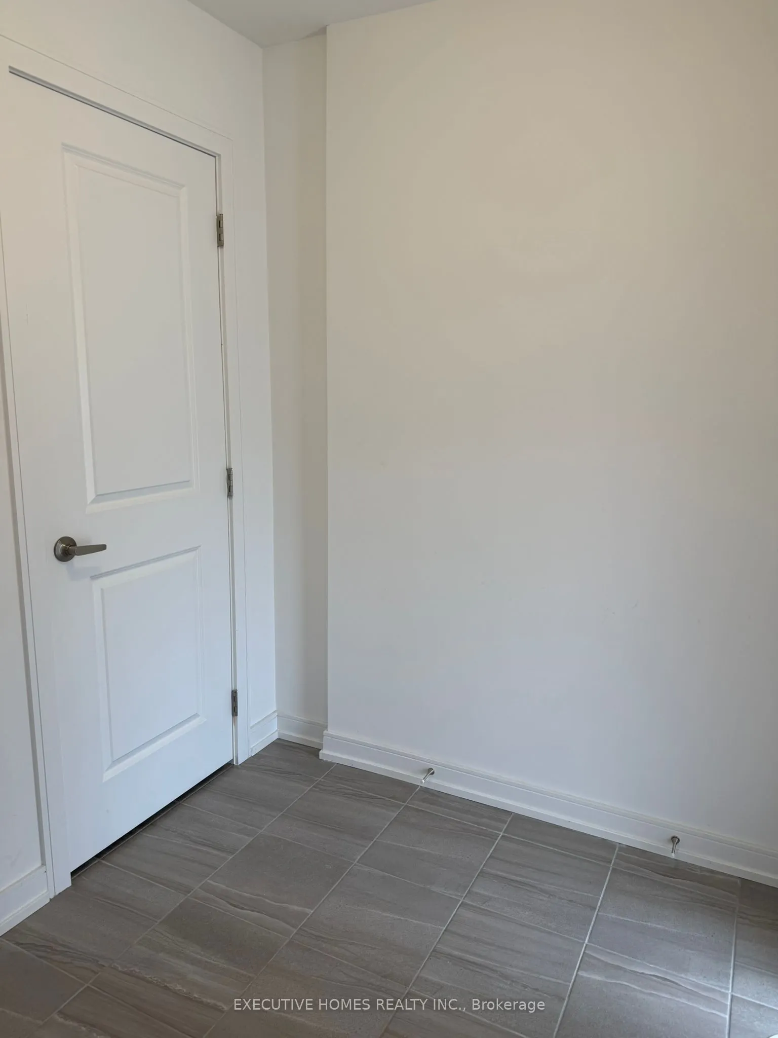 10 Blue Forest Crescent