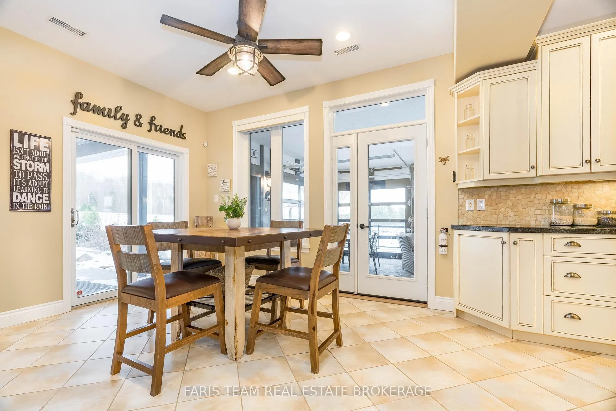 130 Concession 15 W