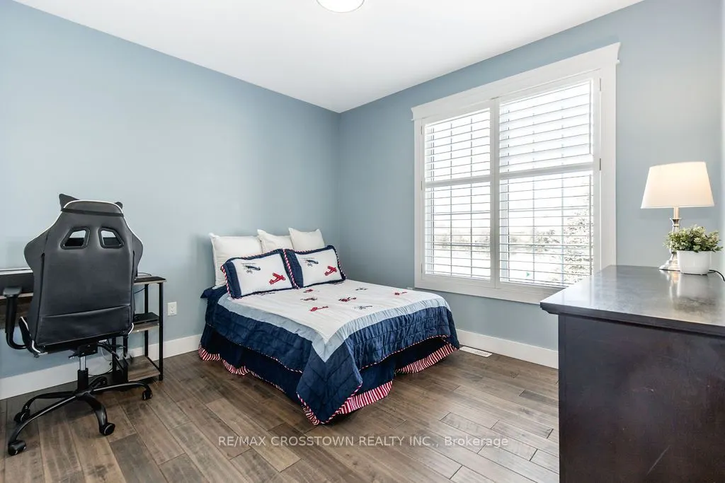 25 MENNILL Drive