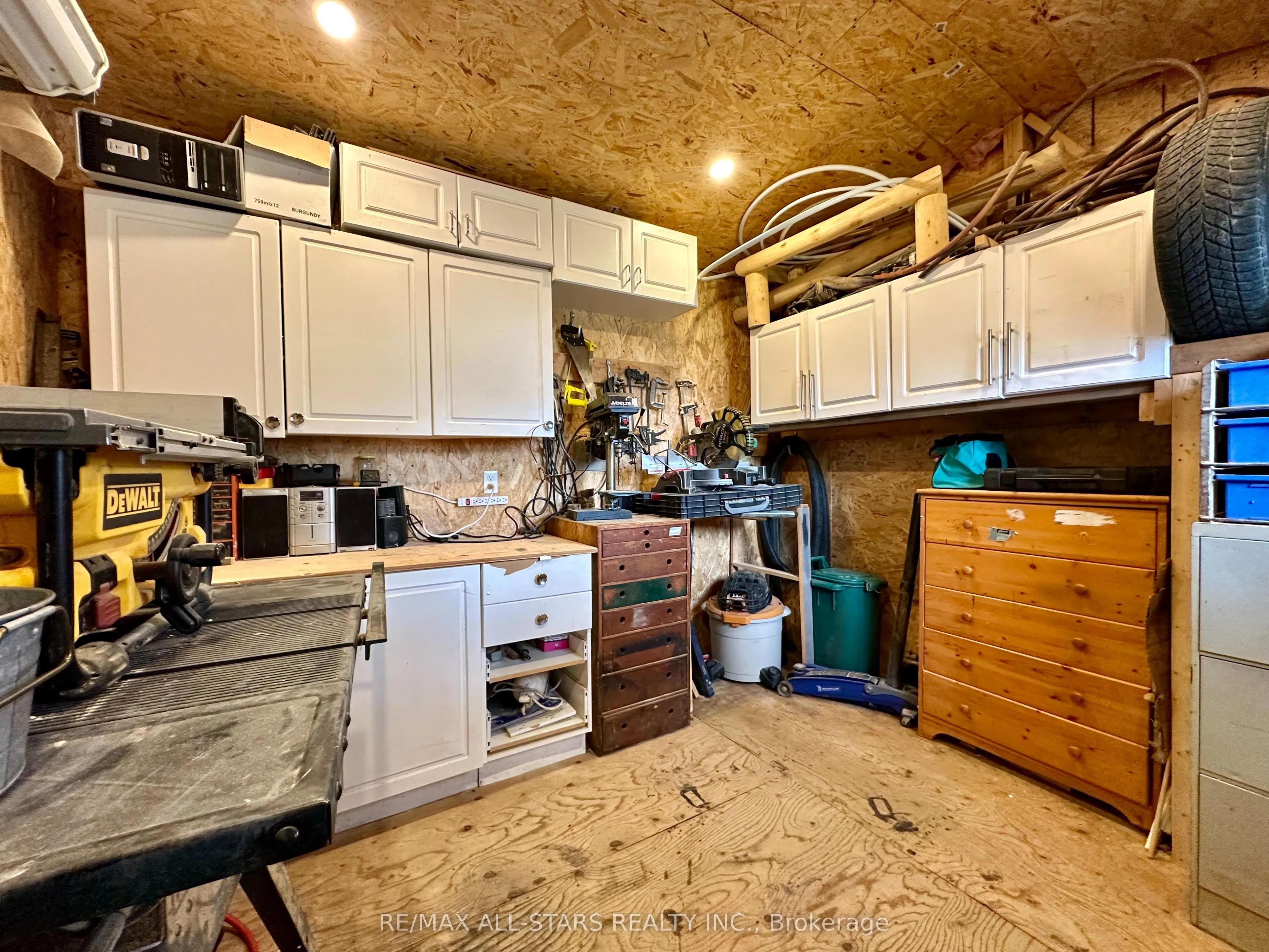 1054 Sylvan Glen Drive