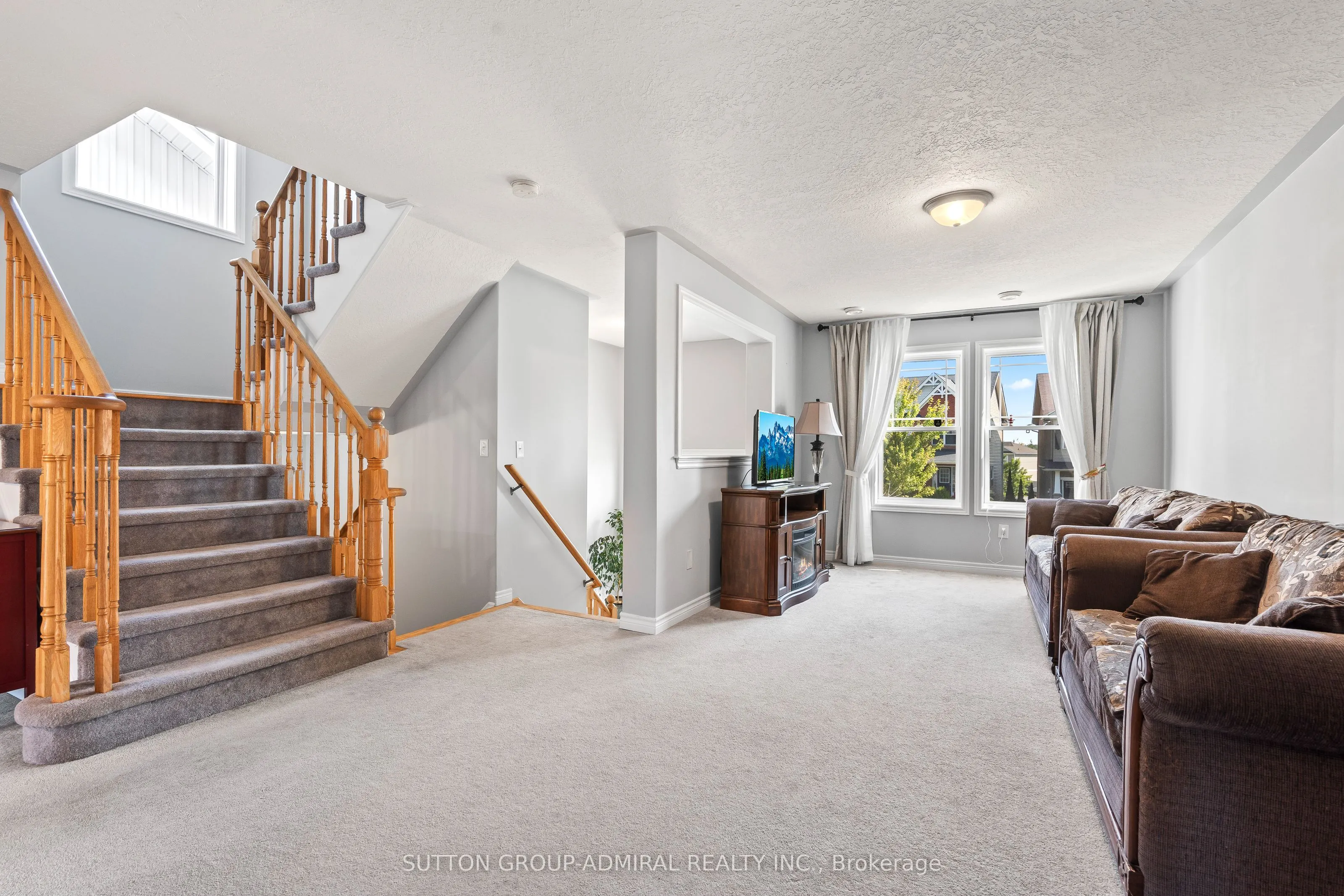 54 Pearl Drive