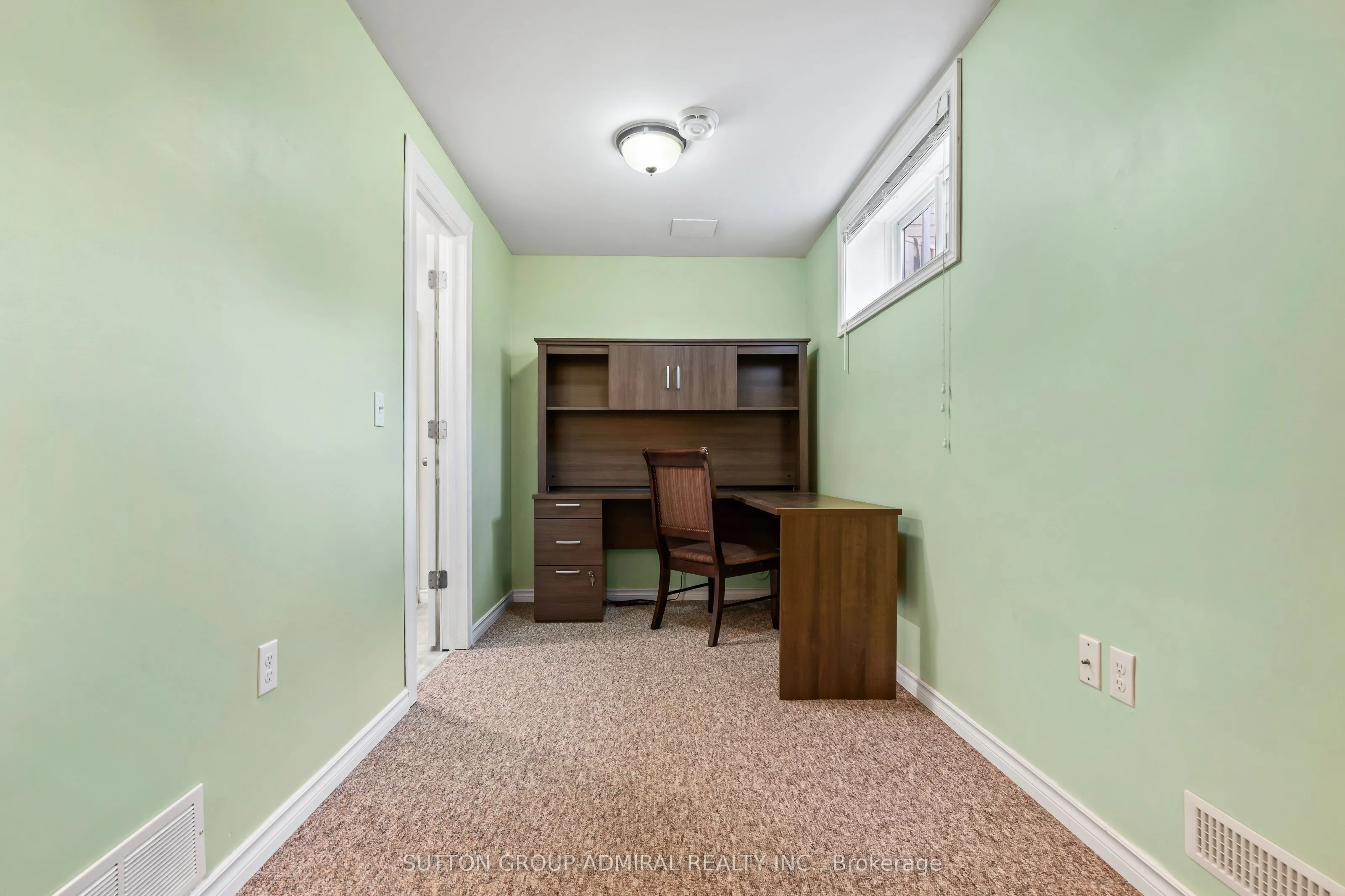54 Pearl Drive