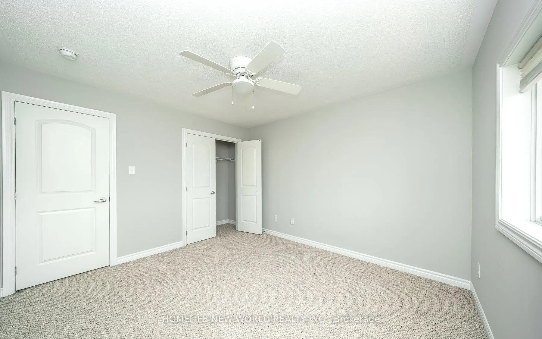 81 White Crescent