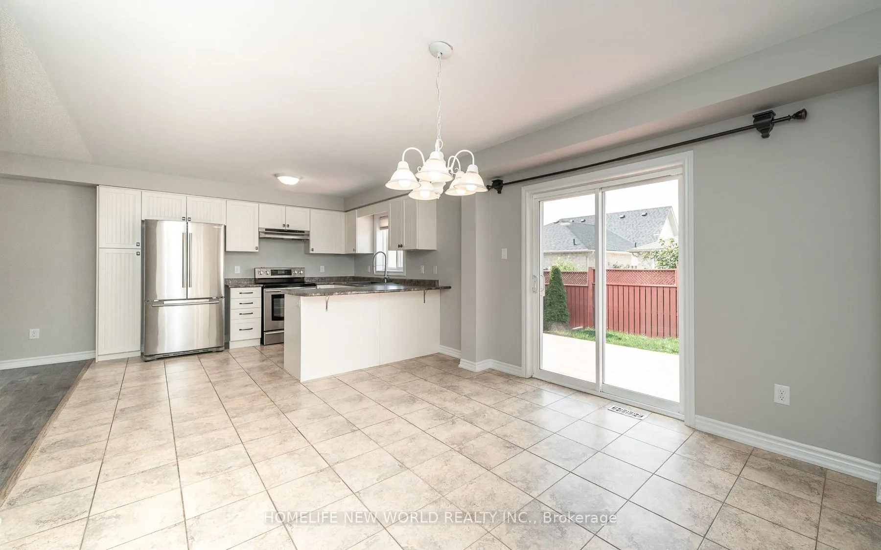 81 White Crescent