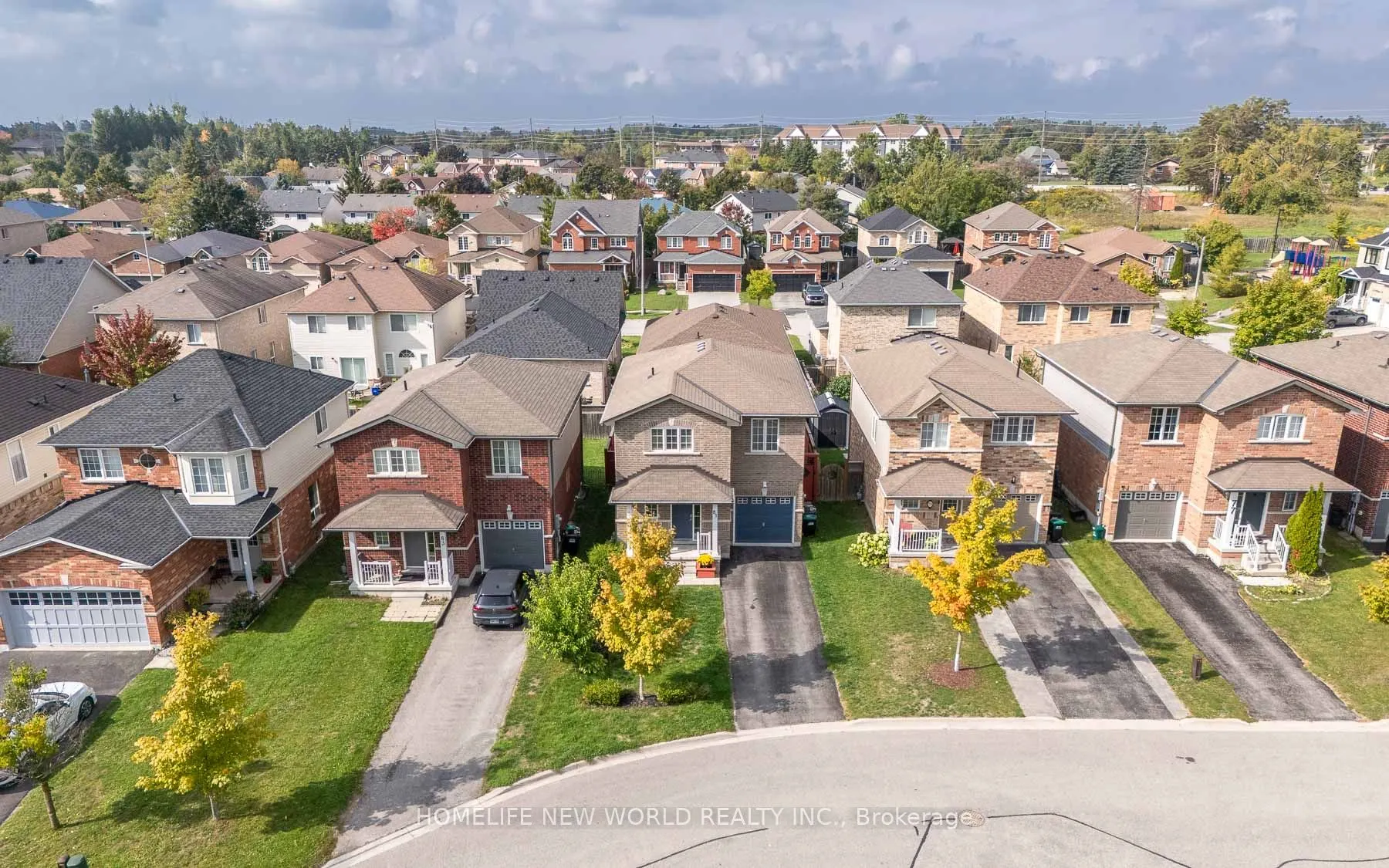 81 White Crescent