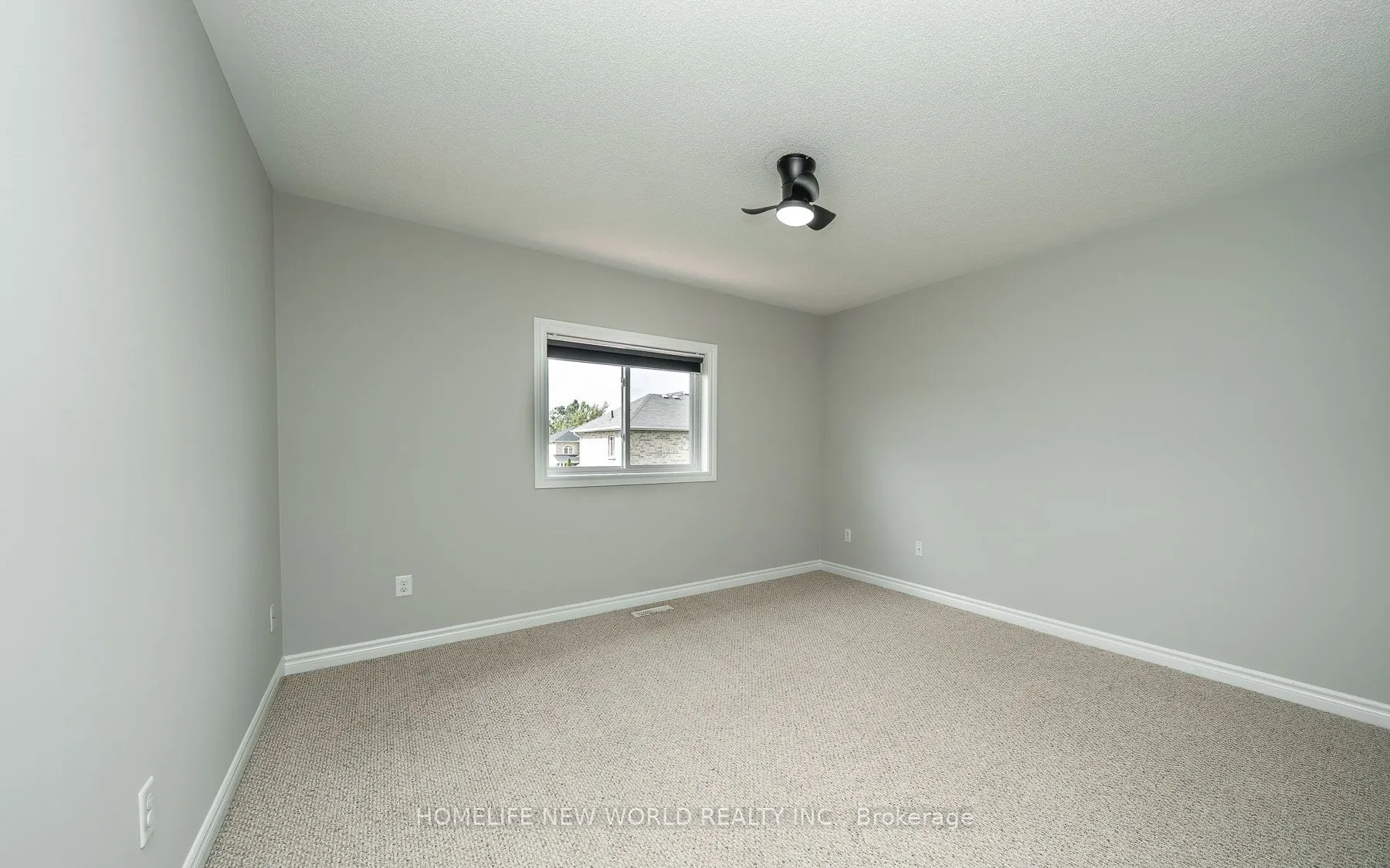 81 White Crescent
