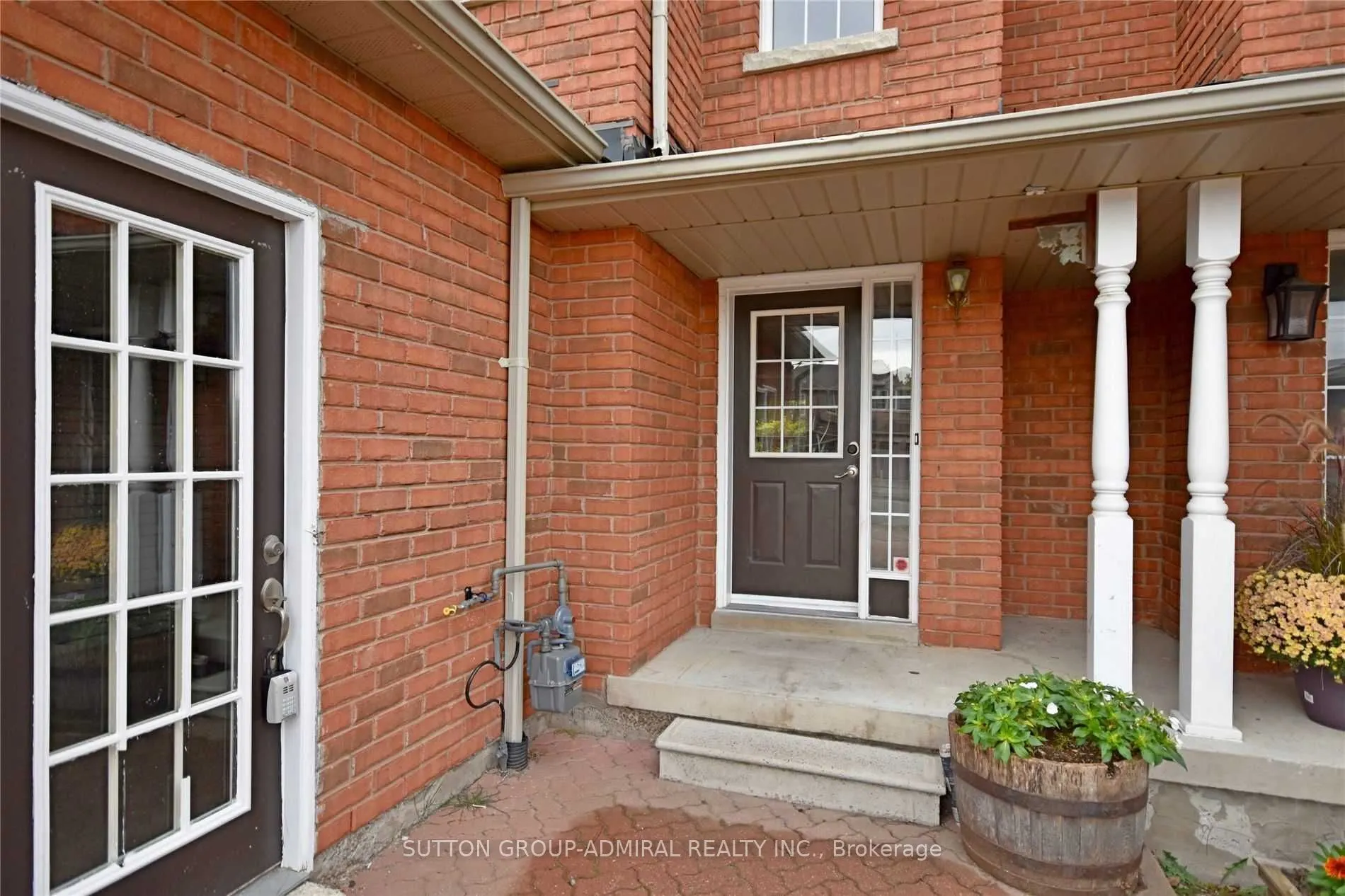 70 Hawthorne Crescent, #Upper