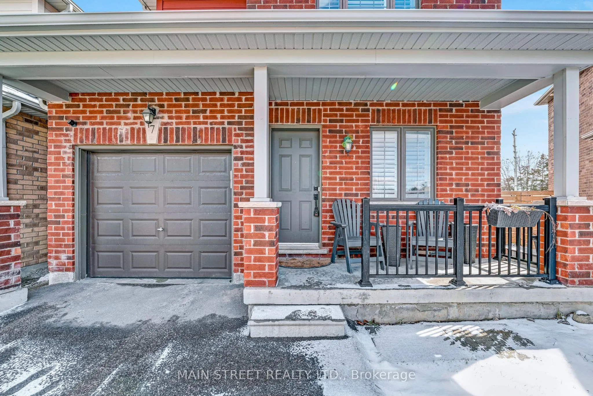 7 Bedford Estates Crescent