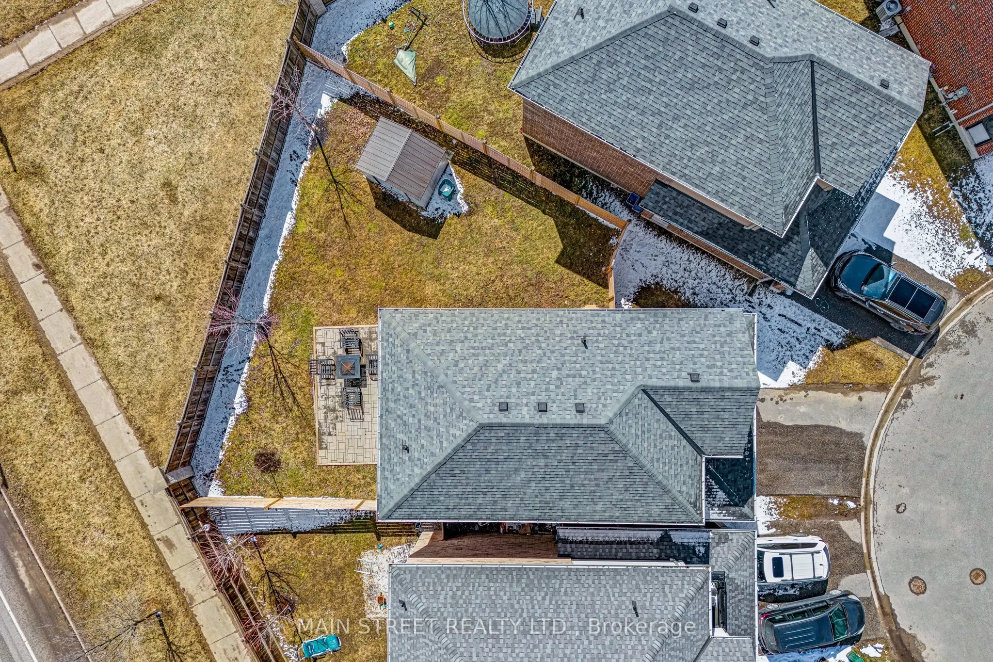 7 Bedford Estates Crescent