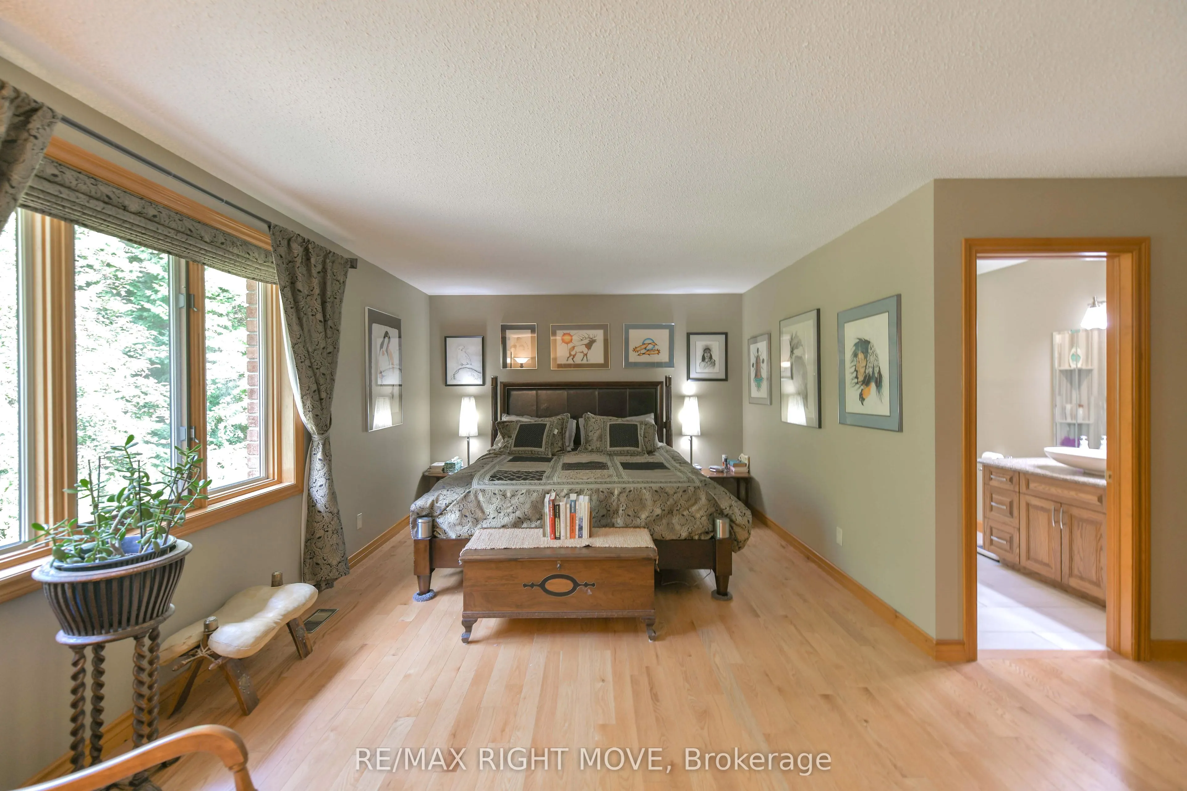 1892 CARRIAGE Court