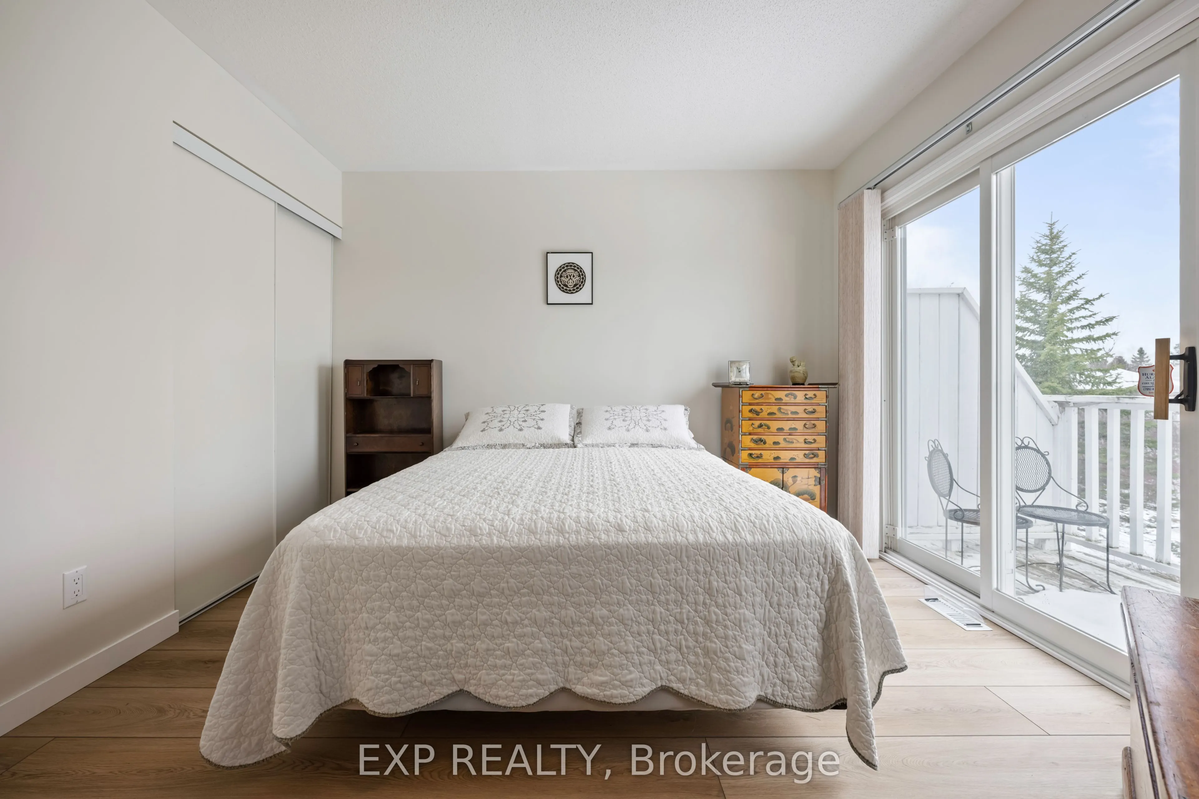 22 Cranberry Surf, #Call LBO