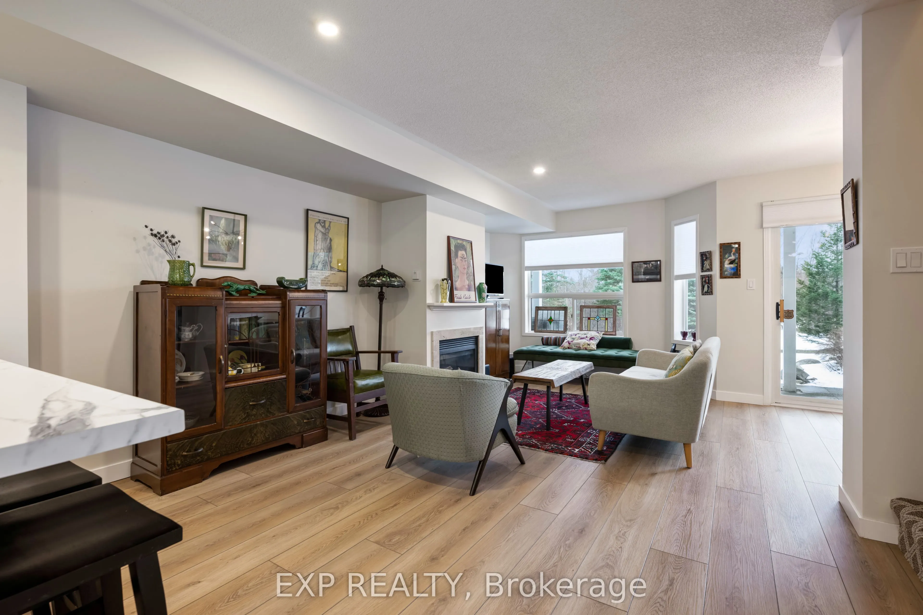 22 Cranberry Surf, #Call LBO