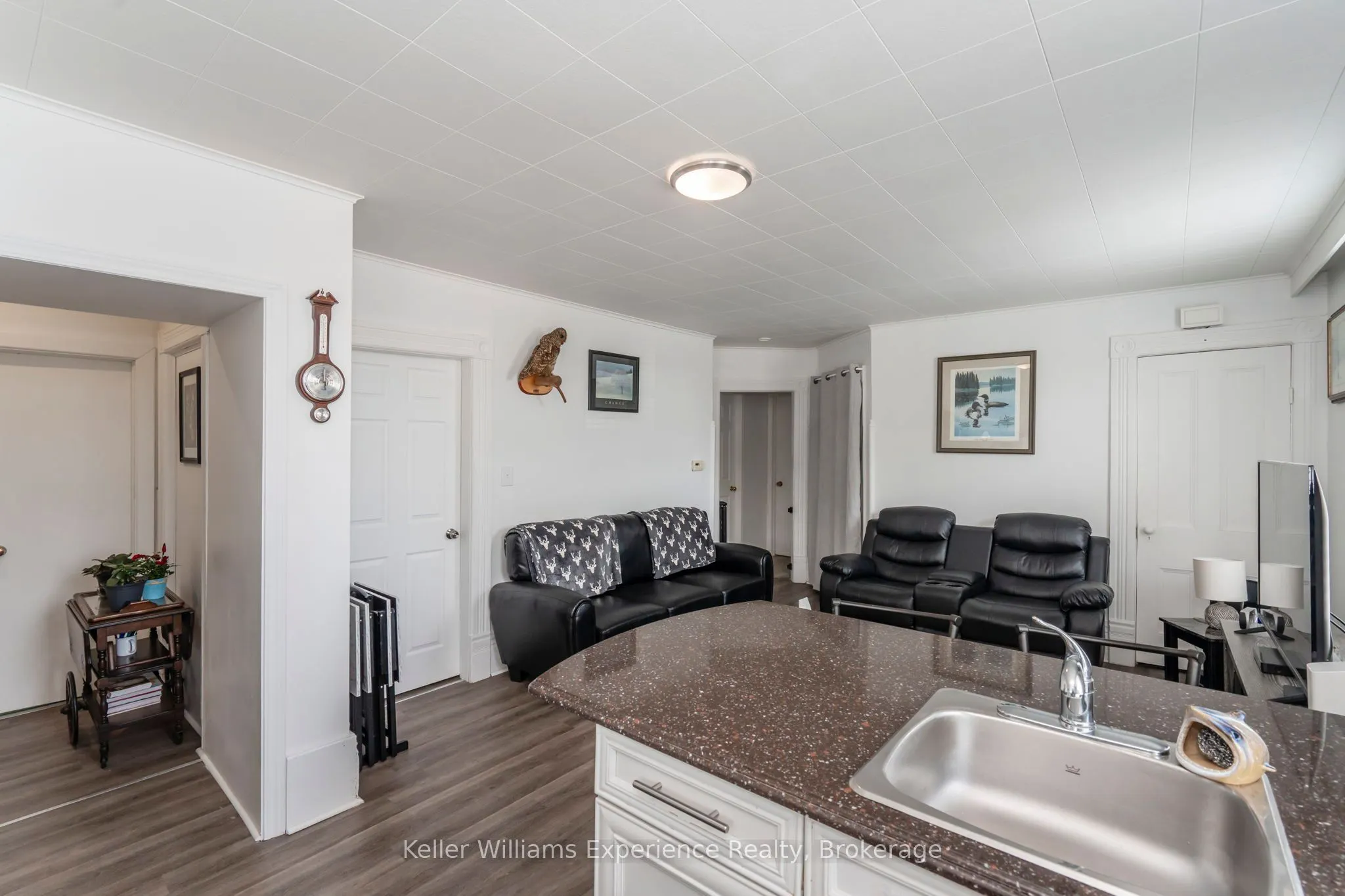20 Yonge Street S