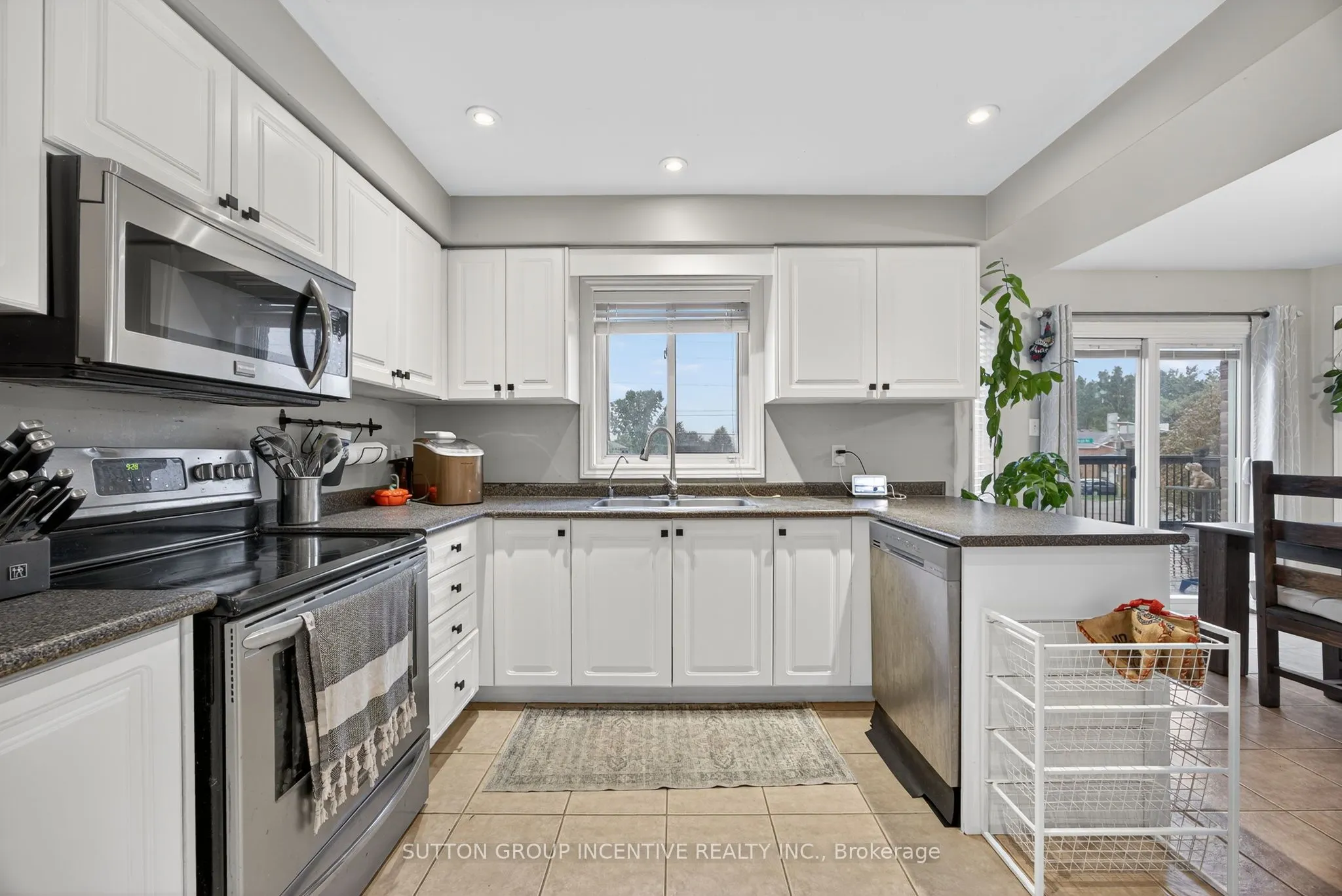 4 Dunnett Drive