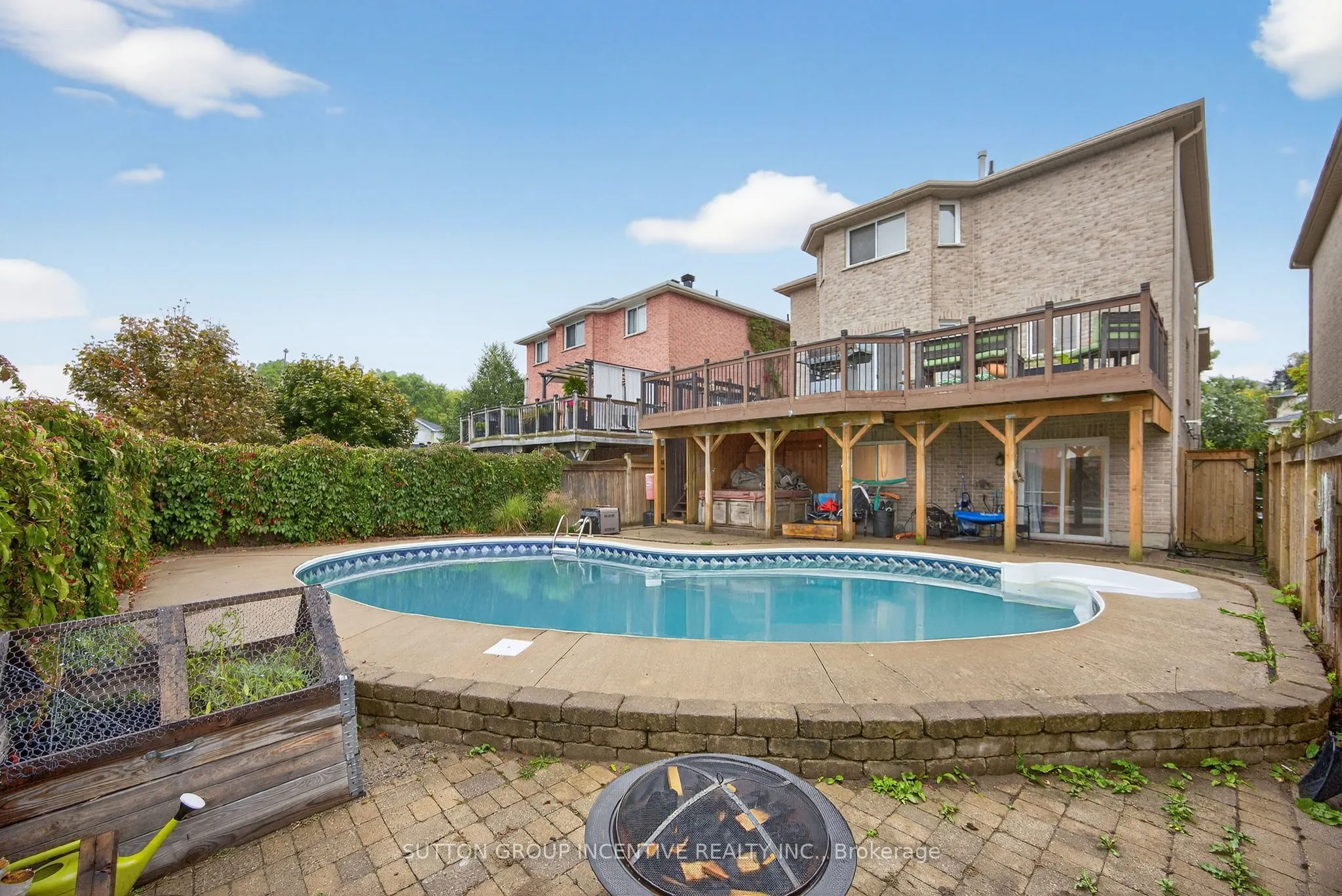 4 Dunnett Drive