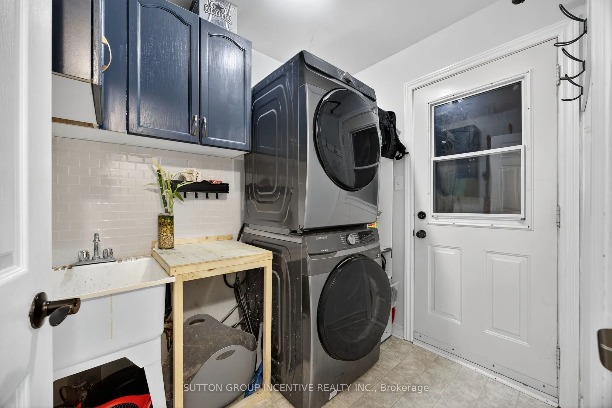 4 Dunnett Drive