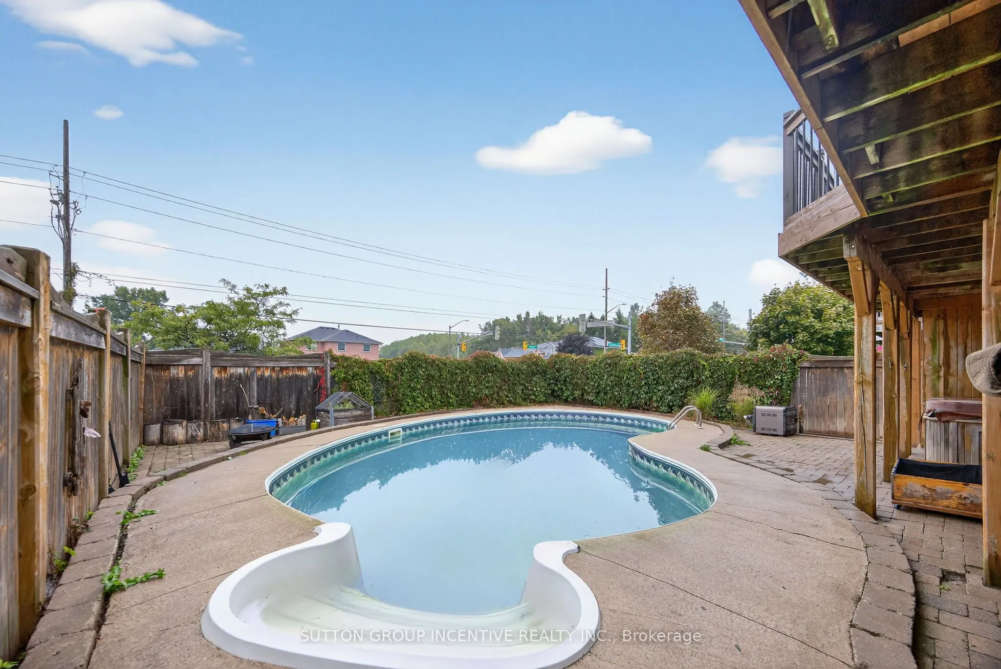 4 Dunnett Drive