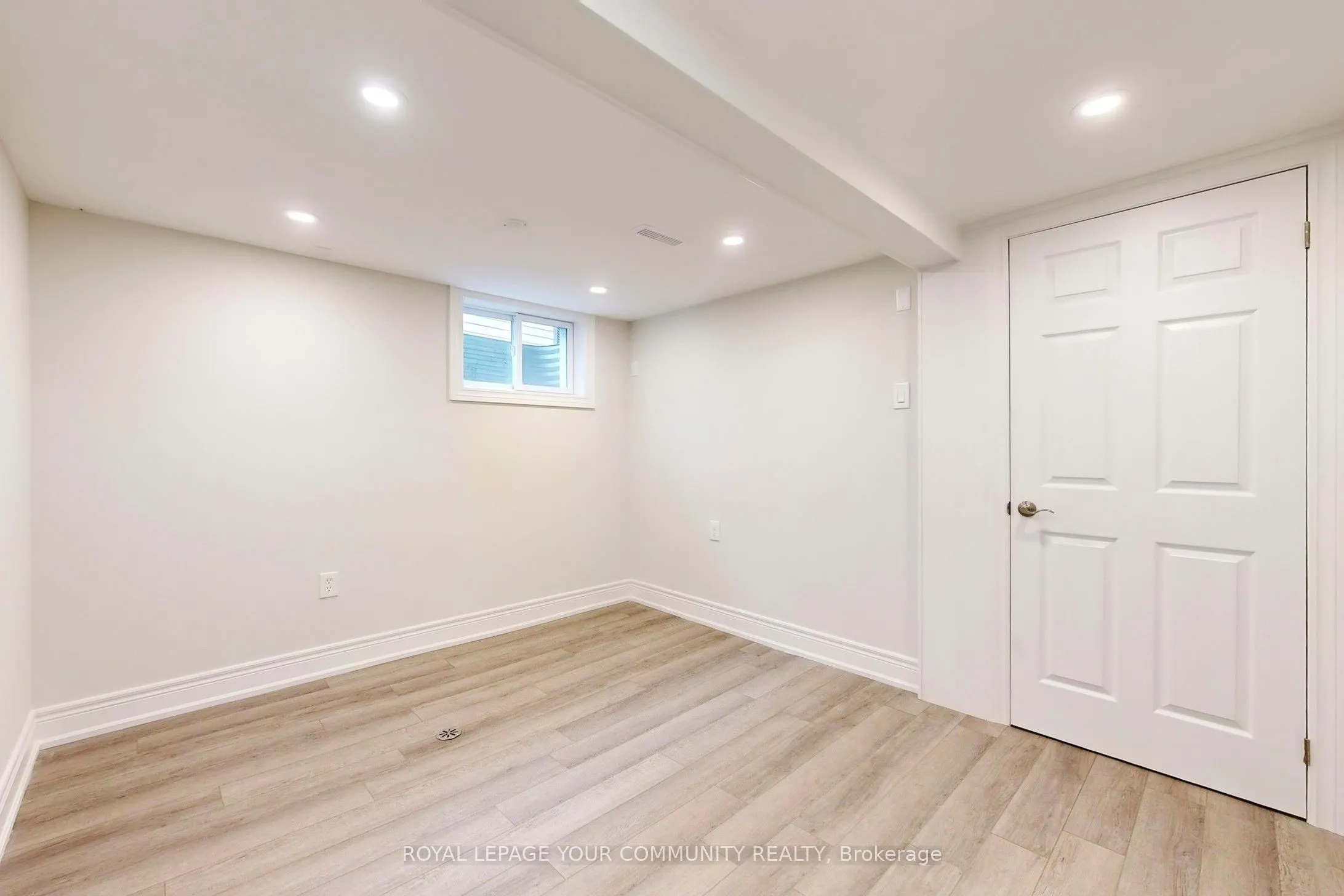 2 Charlotte Court