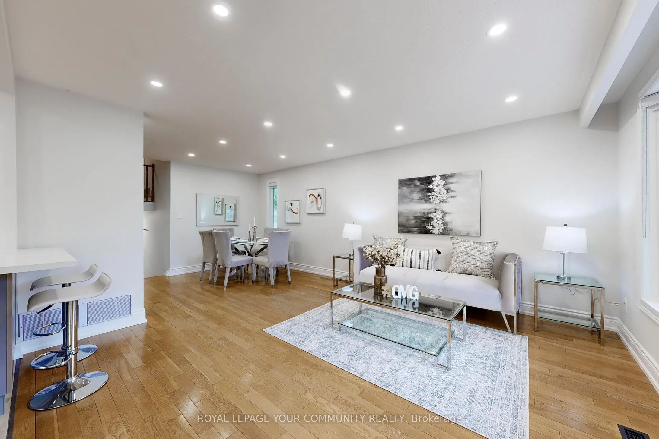 2 Charlotte Court