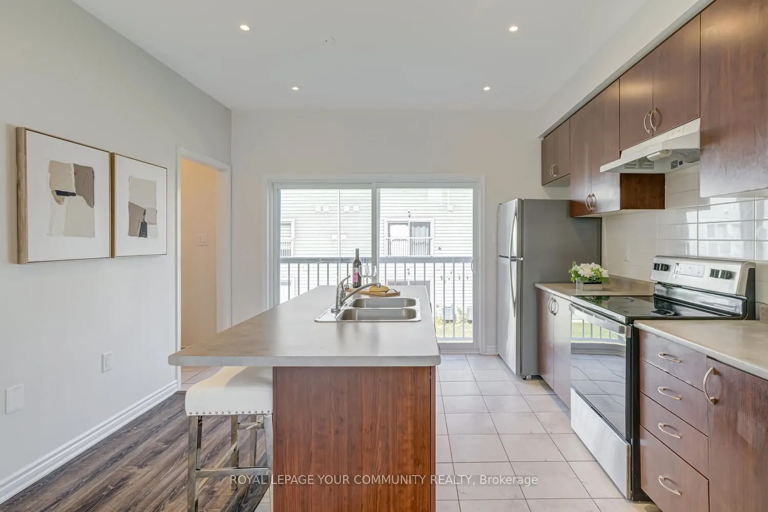 25 Shelburne Avenue