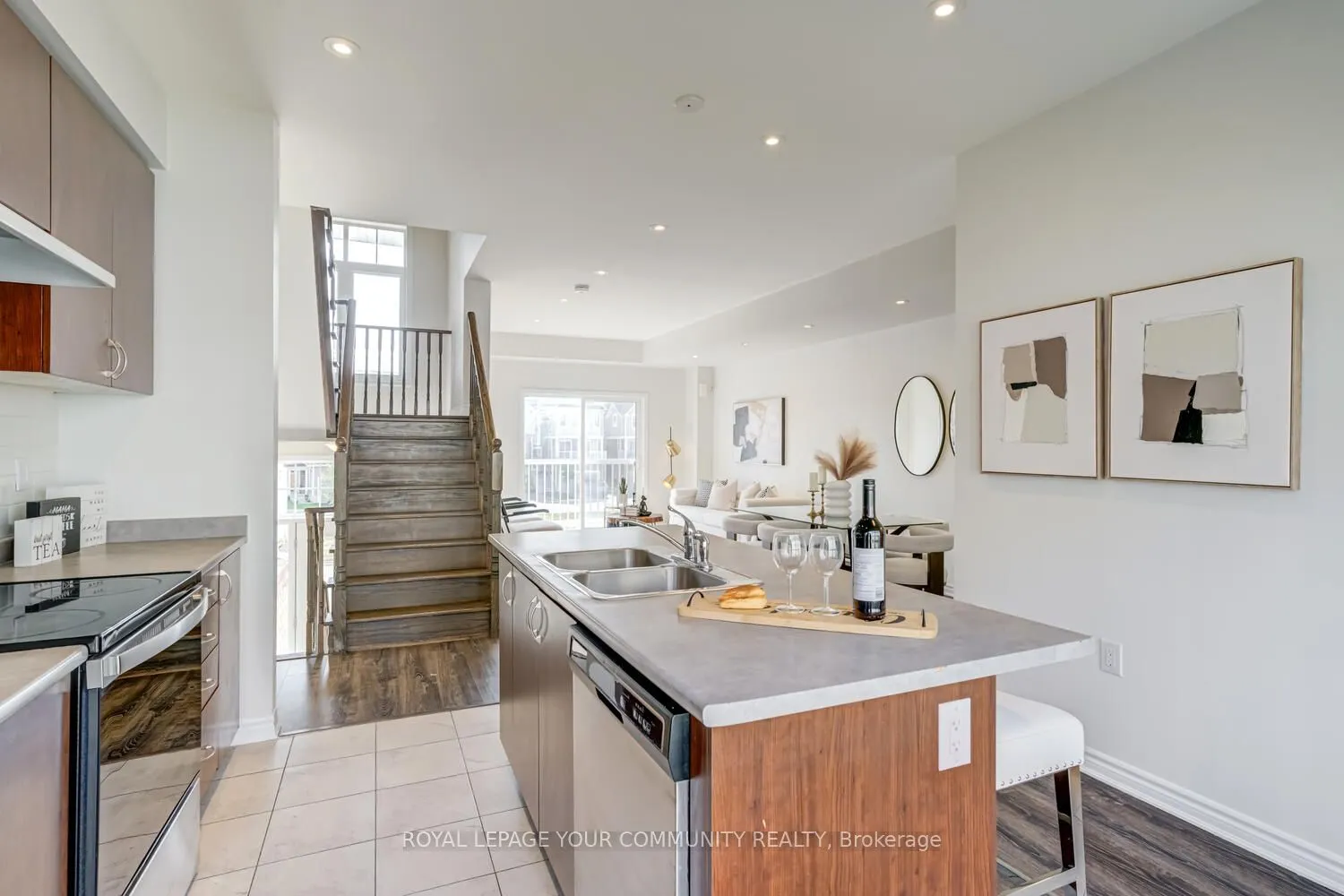 25 Shelburne Avenue